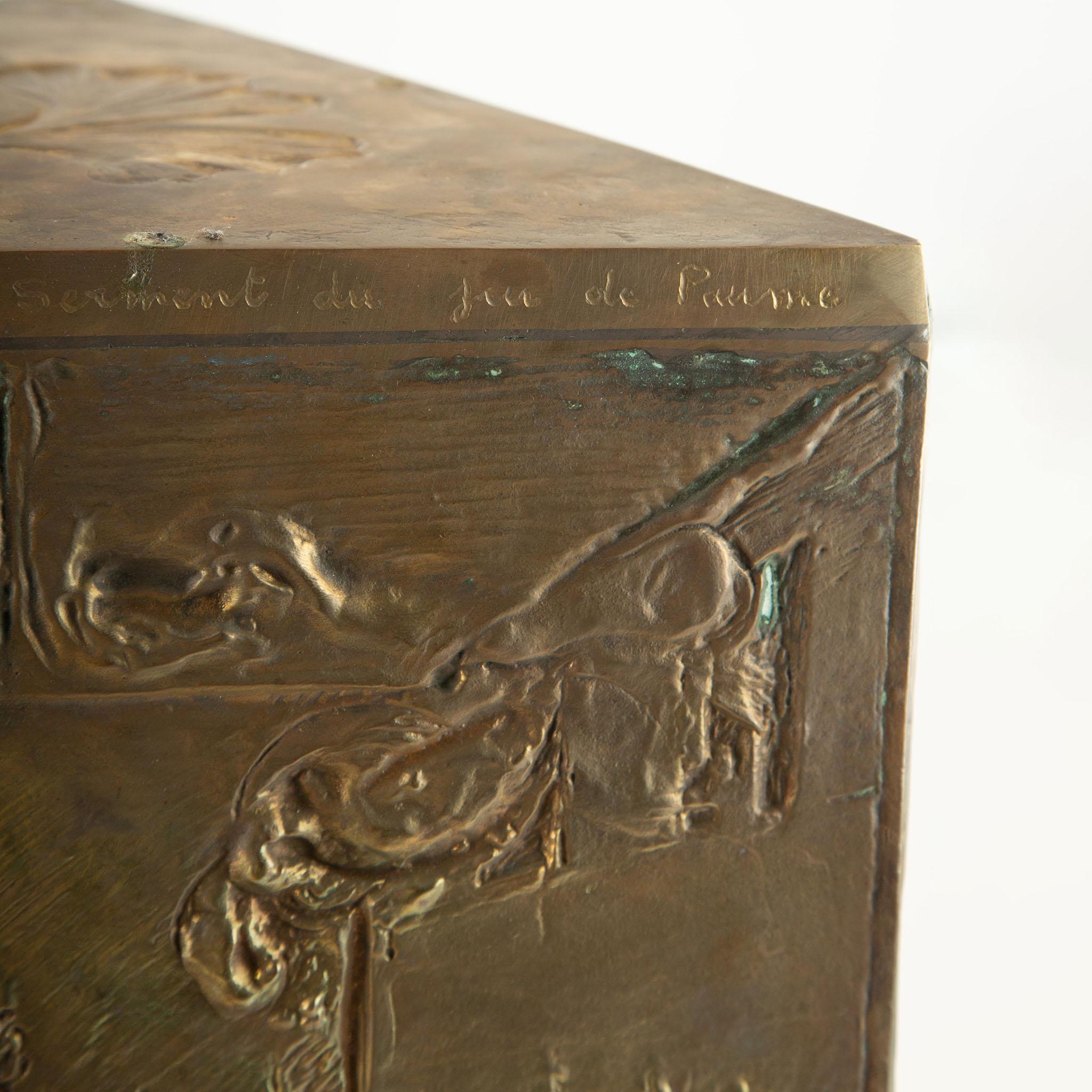 Bernard Jobin Bronze Relief Beistelltische mit Revolutionären und Ginkgo-Motiven im Angebot 7