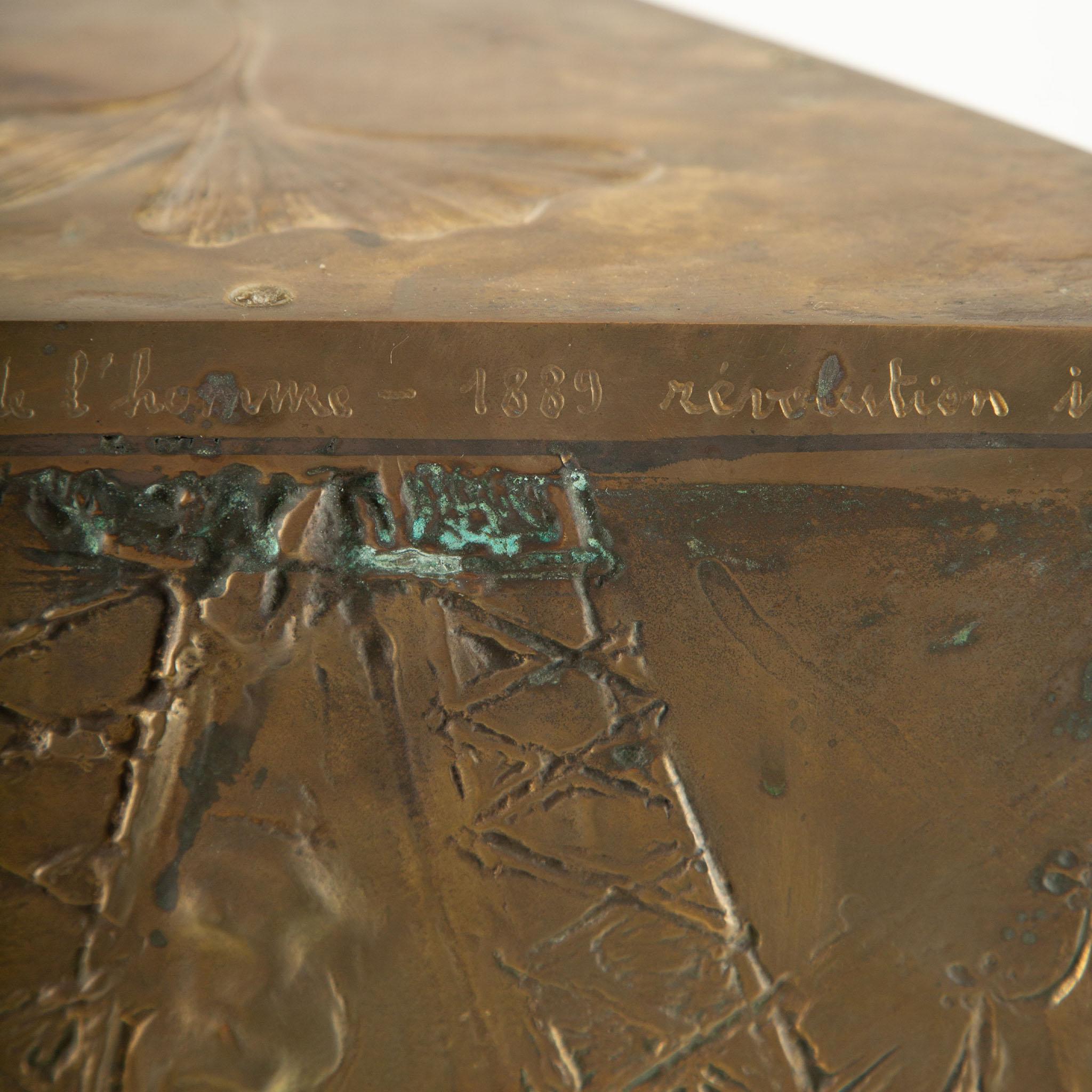 Bernard Jobin Bronze Relief Beistelltische mit Revolutionären und Ginkgo-Motiven im Angebot 9