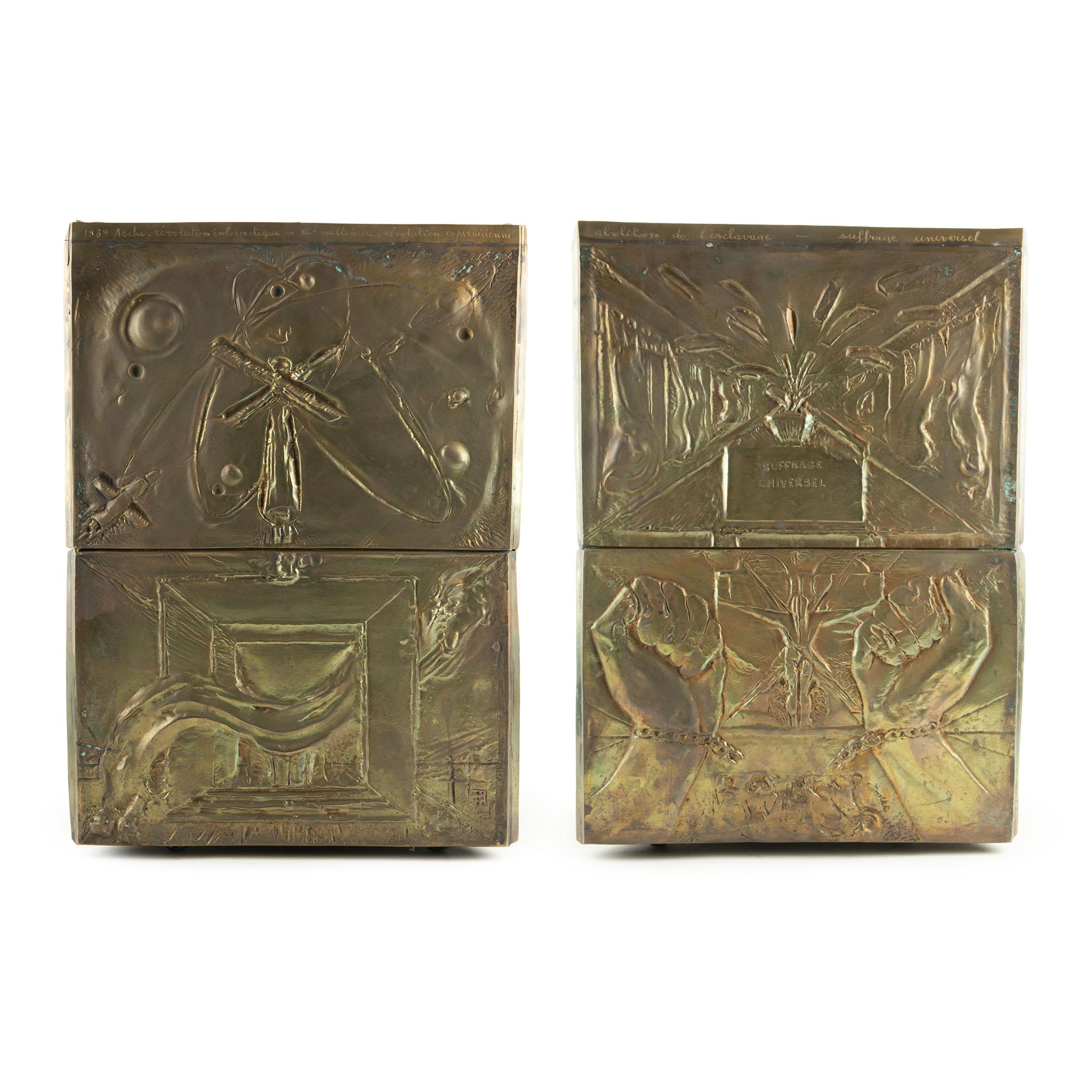 Bernard Jobin (Franzose, geb. 1945), Paar Ormolu-Beistelltische mit Gingko-Blatt-Motiv - Auffallendes Paar Beistelltische aus vergoldeter Bronze des französischen Bildhauers und Designers Bernard Jobin aus der Mitte des Jahrhunderts, die jeweils ein