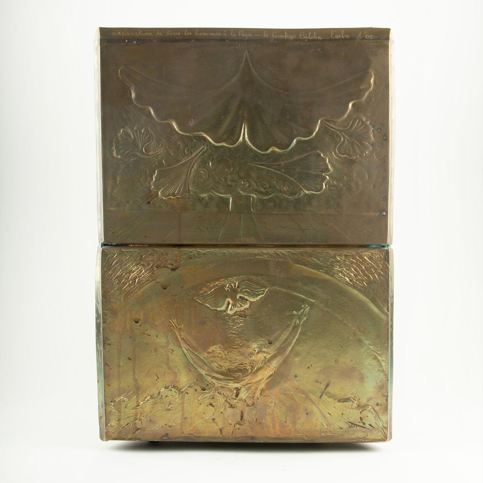 Bernard Jobin Bronze Relief Beistelltische mit Revolutionären und Ginkgo-Motiven im Angebot 2
