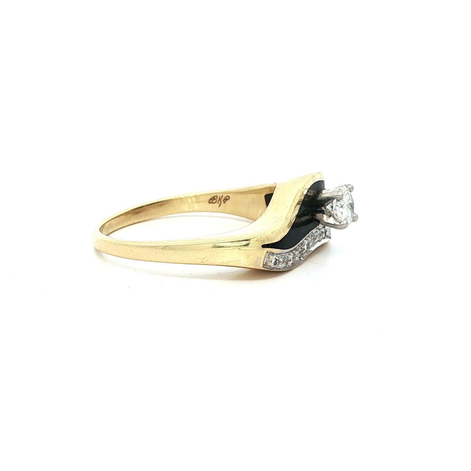 Donna Bernard K Passman Anello di fidanzamento in oro giallo 18 carati con corallo nero e 0,38 carati di diamanti in vendita