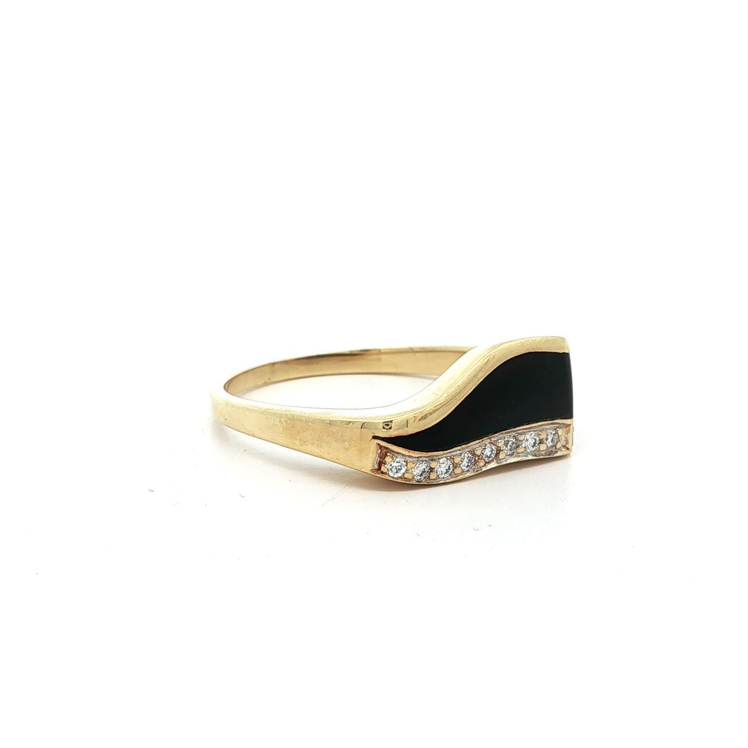 Bernard K Passman Anello a fascia ondulata in oro giallo 18 carati con corallo nero e diamante da 0,08 carati 8