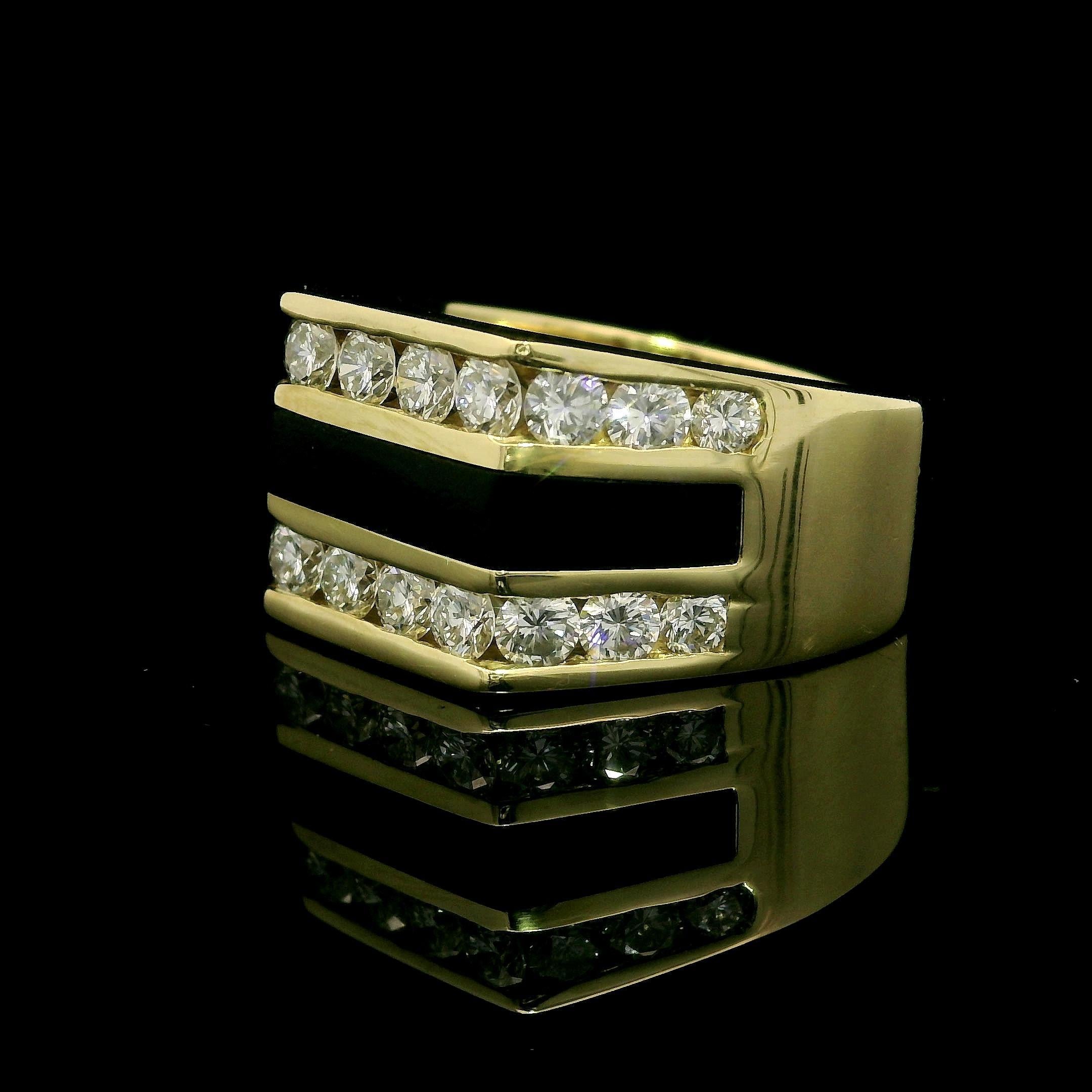 Bernard K Passman Men's 18k Yellow Gold Black Coral & Diamond Squared Band Ring In Excellent Condition For Sale In Montclair, NJ