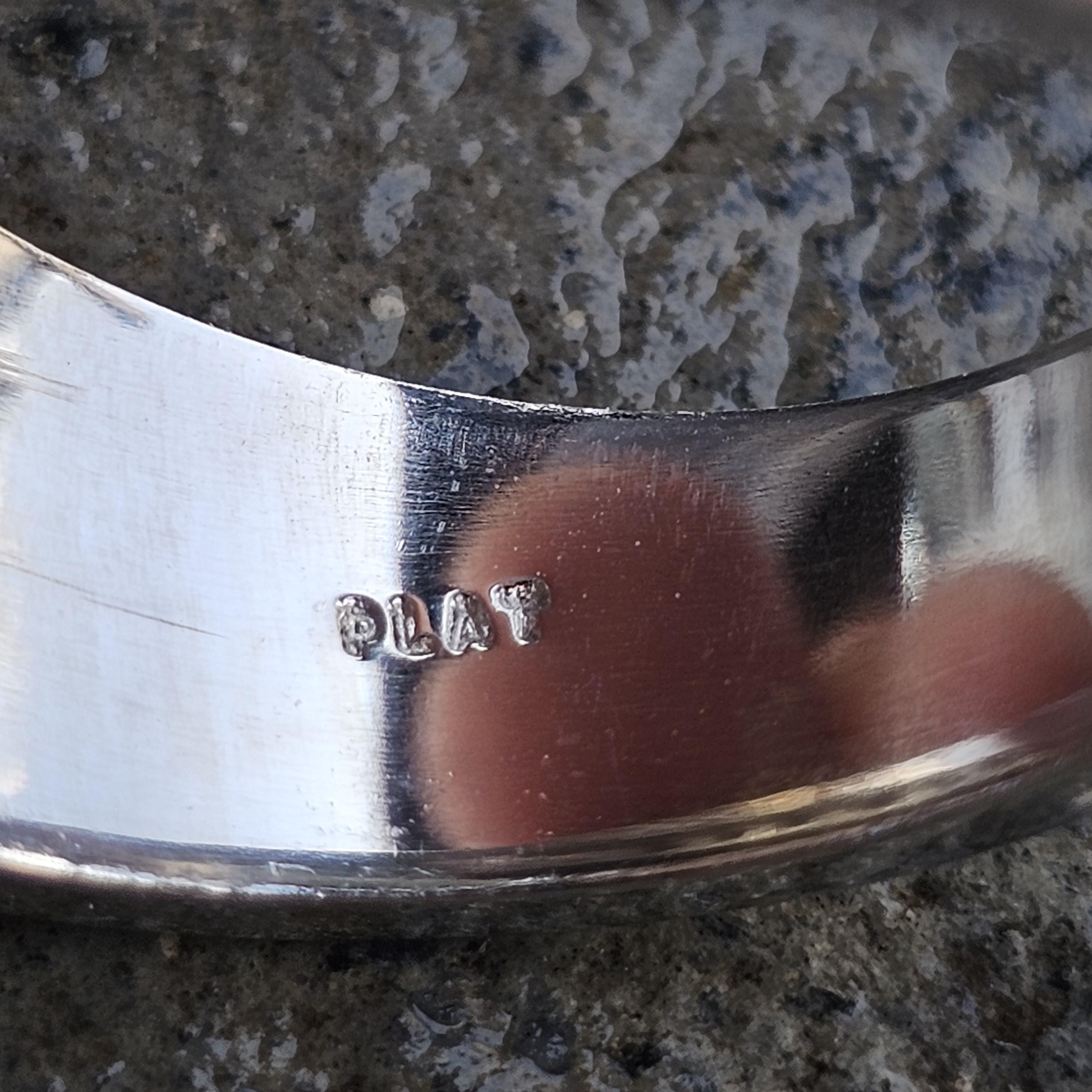 Bernard K.K. Passman Anello da uomo in platino con diamante nero e corallo sz 12 in vendita 1
