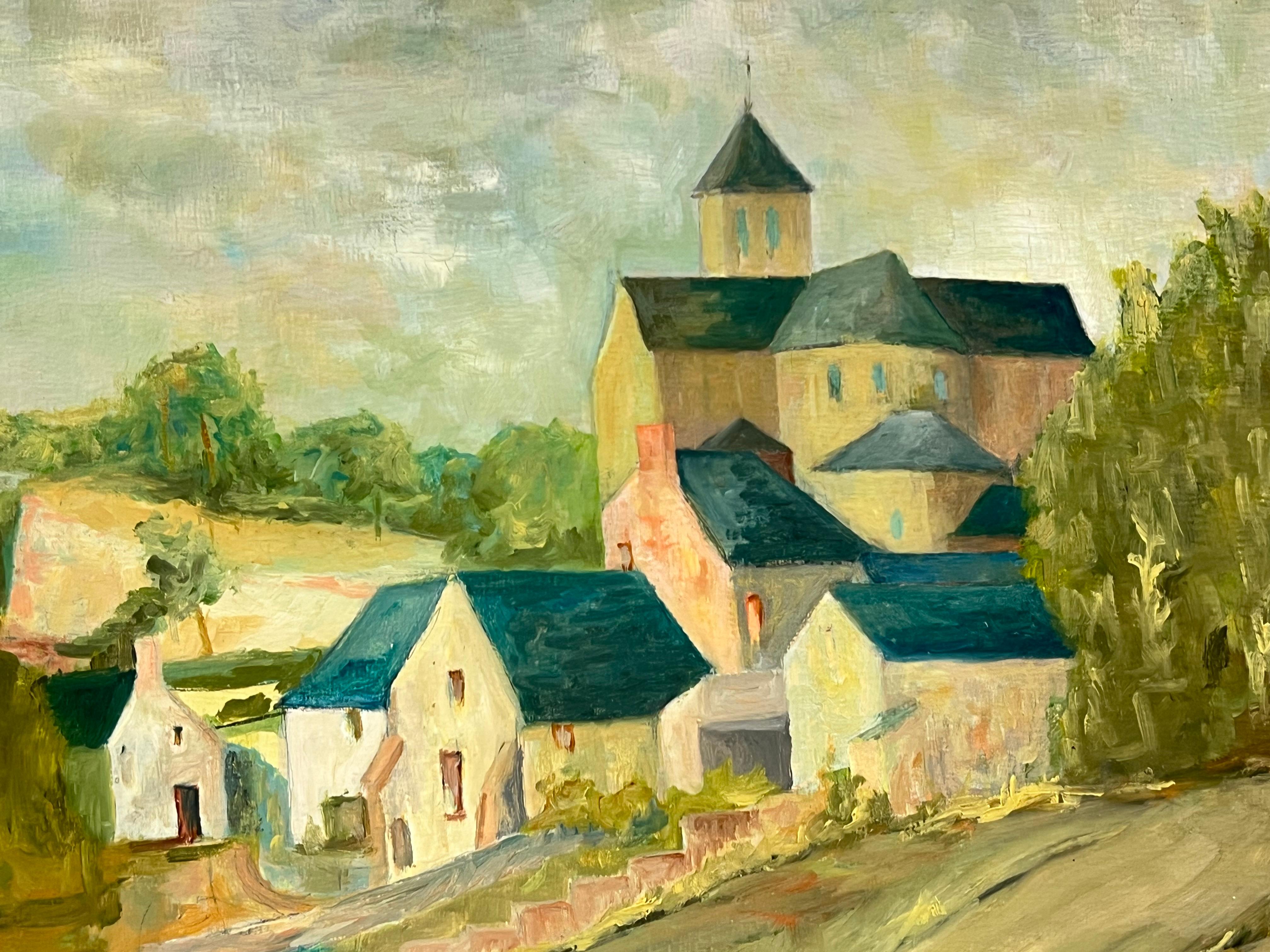 Escena de pueblo rústico de tejado azul de los años 50 con una iglesia central Campiña - Painting Moderno de Bernard Labbe