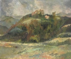 Paysage français du milieu du 20e siècle avec château surplombant une colline, couleurs vertes douces