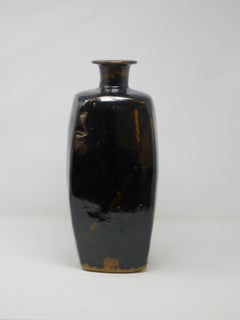 Bernard Leach, Gran jarrón botella de gres, esmaltes tenmoku y hierro, hacia 1960