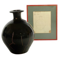 Bernard Leach, Pot with drawing