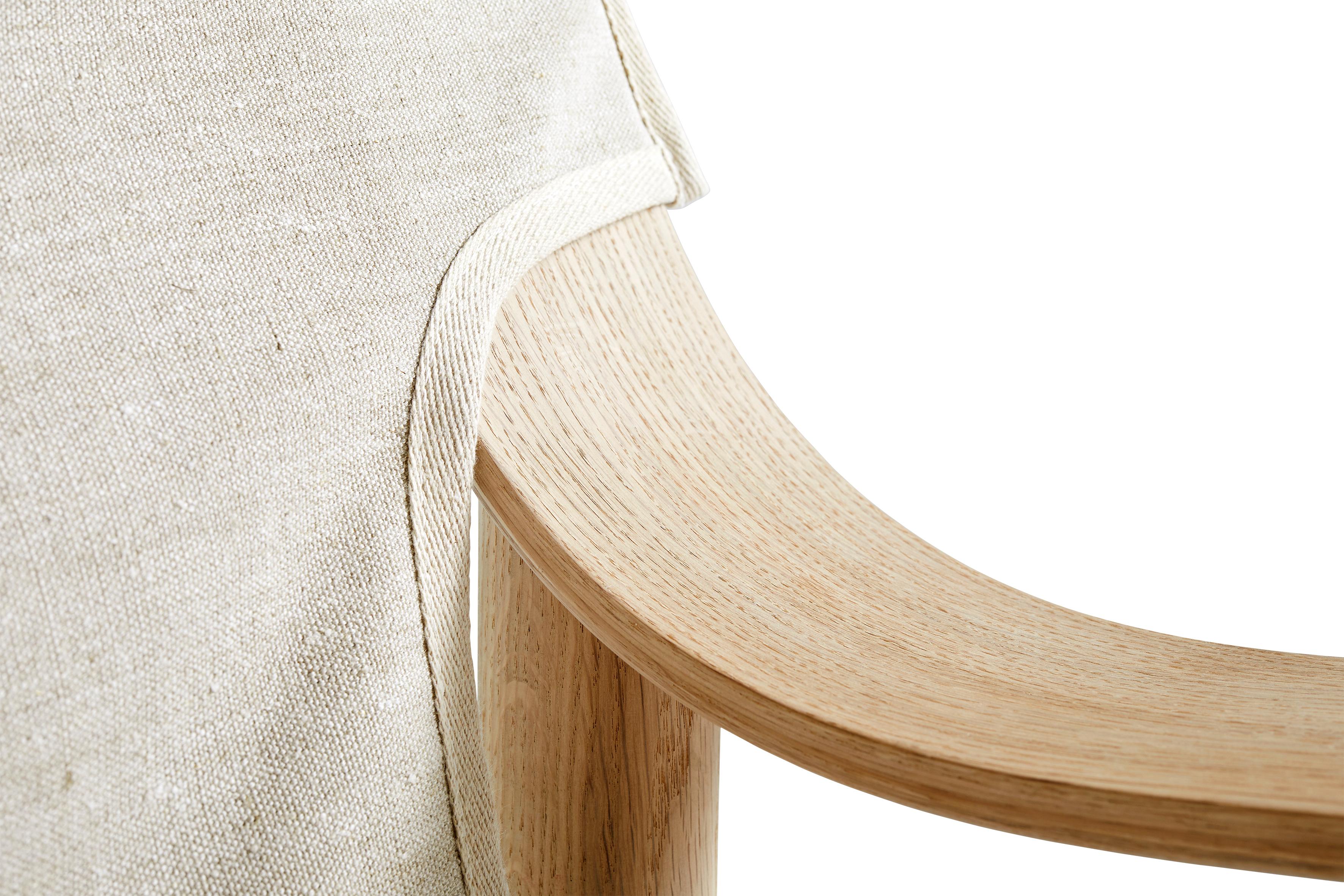 Lettone Bernard Lounge Chair - WB Lacquer Solid Oak/ Raw Canvas di Shane Schneck per HAY in vendita