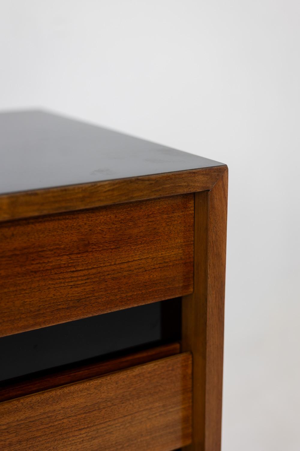 Bernard Marange. Anrichte aus Teakholz. Circa 1960. (Holz)