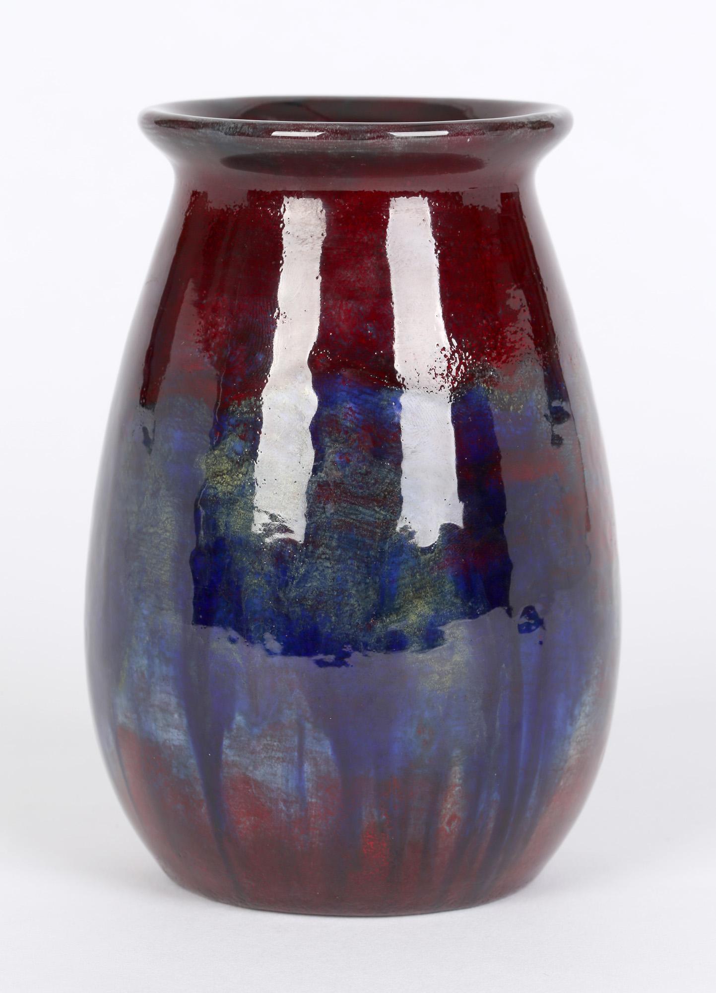 Art nouveau Vase en poterie d'art émaillée flambée Art Nouveau Bernard Moore en vente