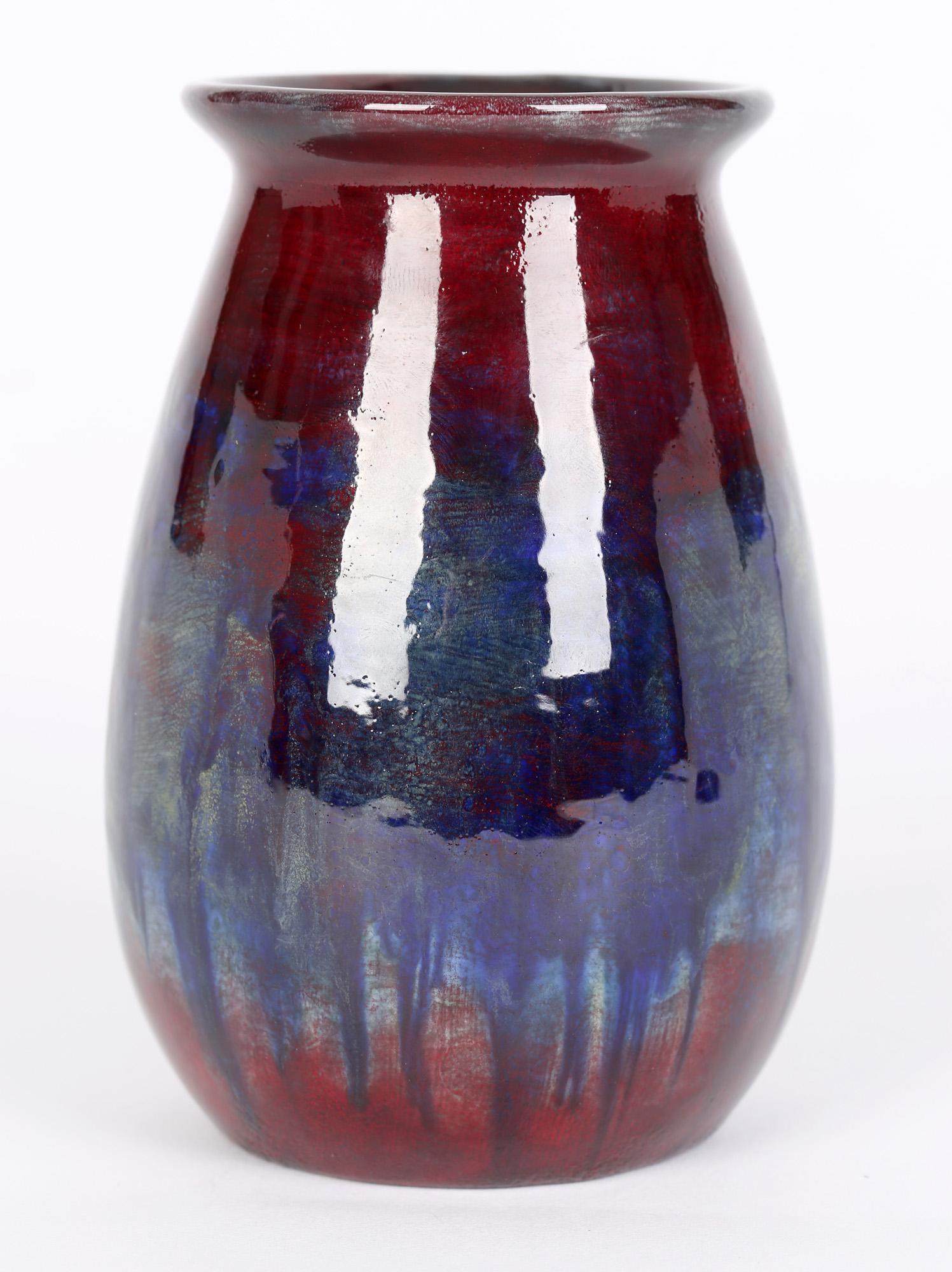 Vase en poterie d'art émaillée flambée Art Nouveau Bernard Moore en vente 1