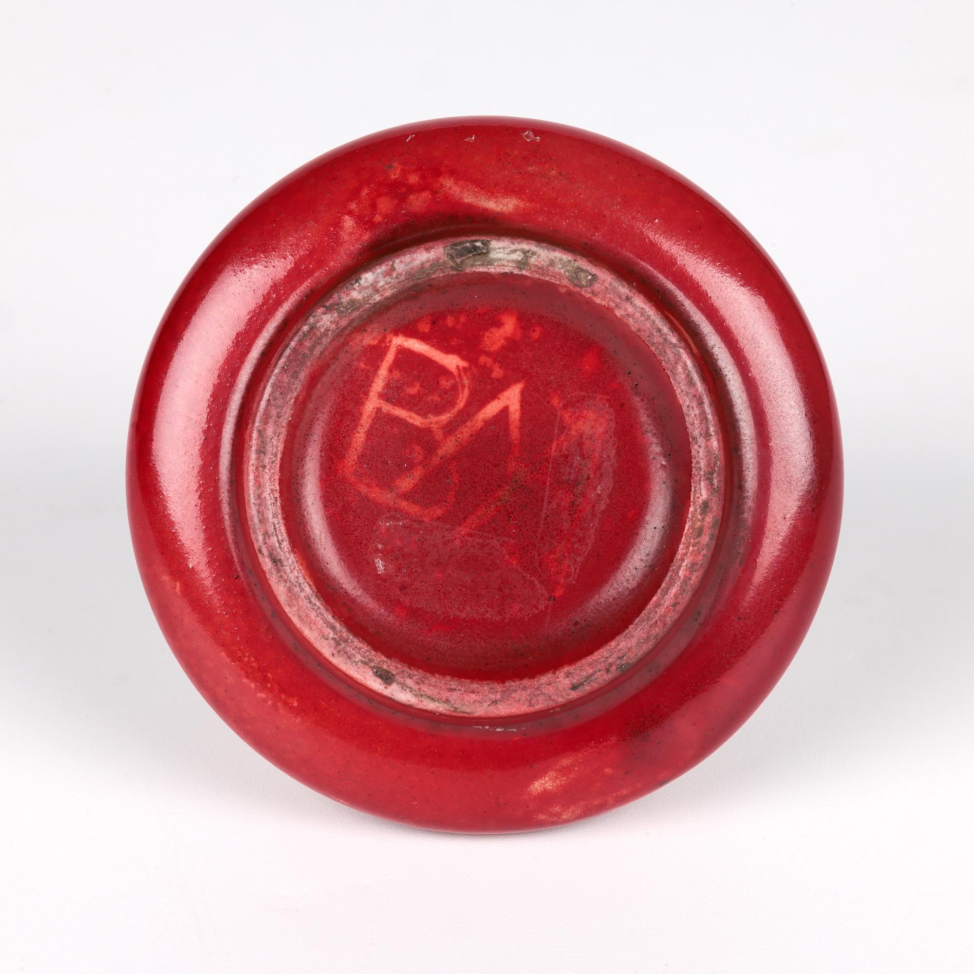 Bernard Moore Raro vaso commemorativo del Generale Joffre a lustro rosso in vendita 2