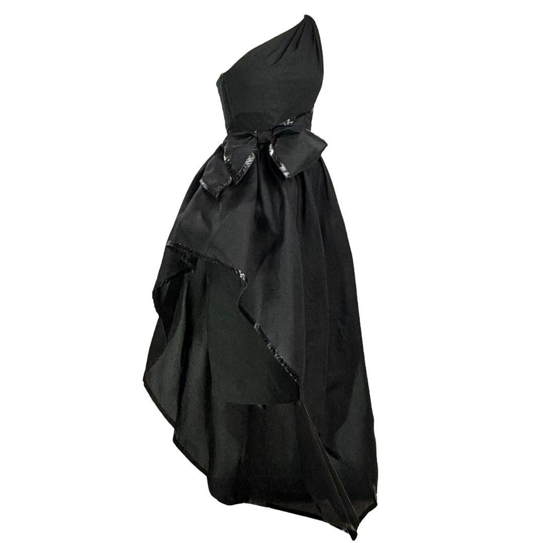 Bernard Perris Vintage Runway Black Evening Gown Spring/Summer 1983 Size 34FR For Sale 1