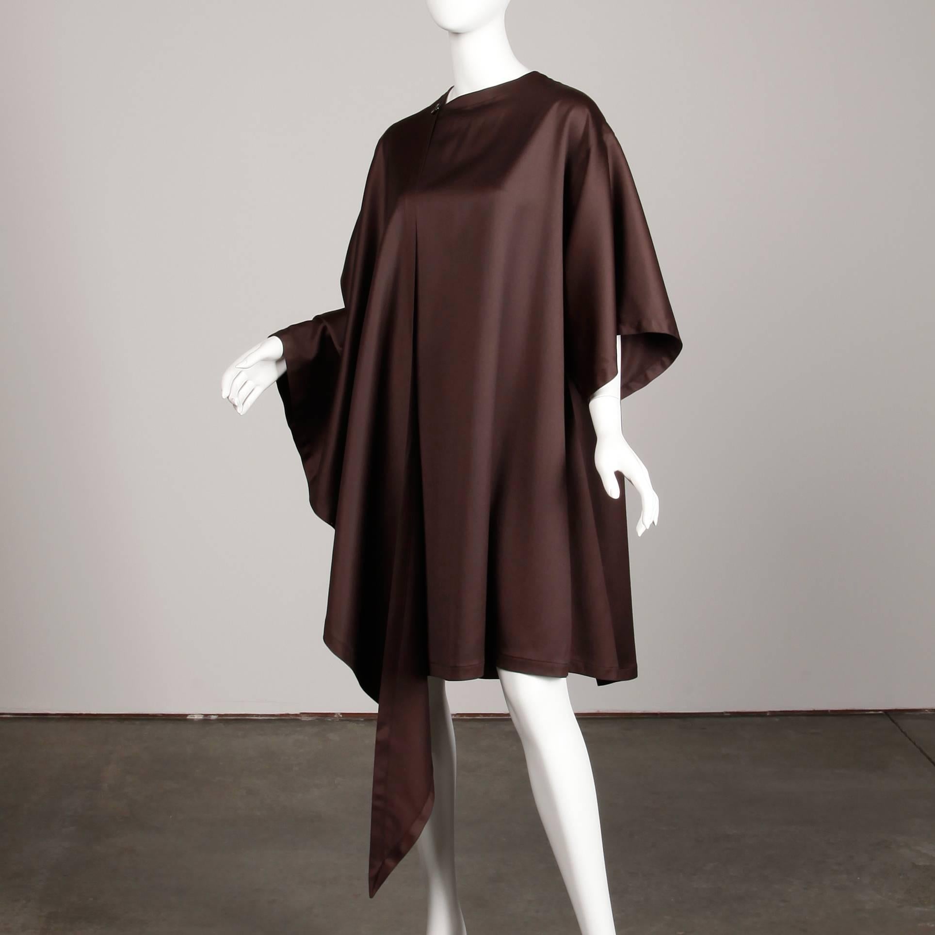 Bernard Perris Vintage Brown Wool / Silk Avant Garde Cape Coat, 1980s  For Sale 7