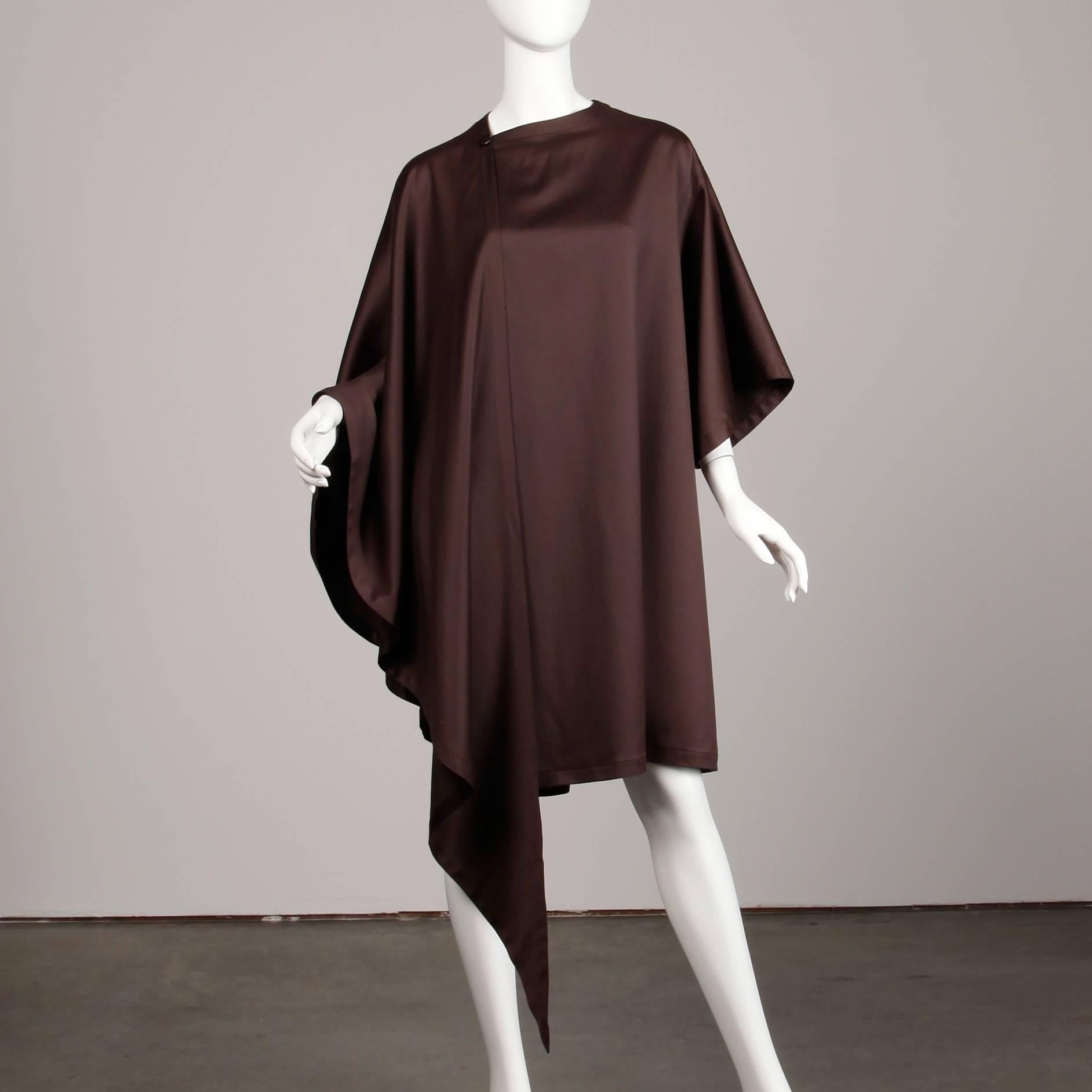 Bernard Perris Vintage Brown Wool / Silk Avant Garde Cape Coat, 1980s  For Sale 5