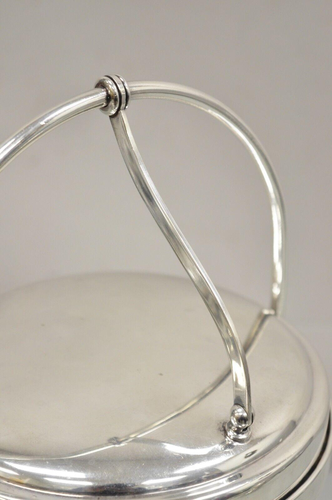 Bernard Rices Sons Inc. Silver Plated Art Deco Reticulating Hinge Ice Bucket For Sale 1