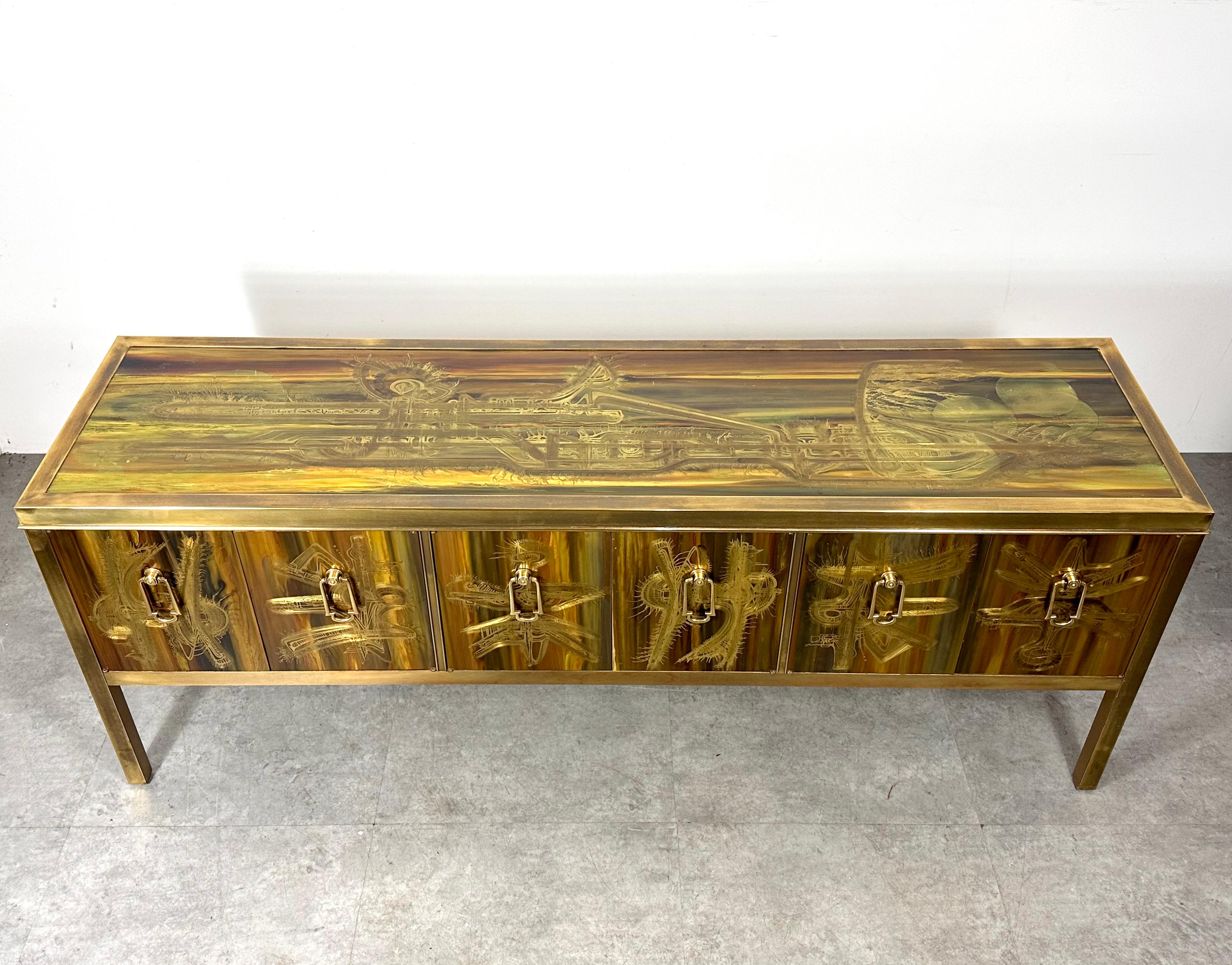 Bernard Rohne for Mastercraft Acid Etched Brass Credenza Mid Century 1970s In Good Condition For Sale In Troy, MI