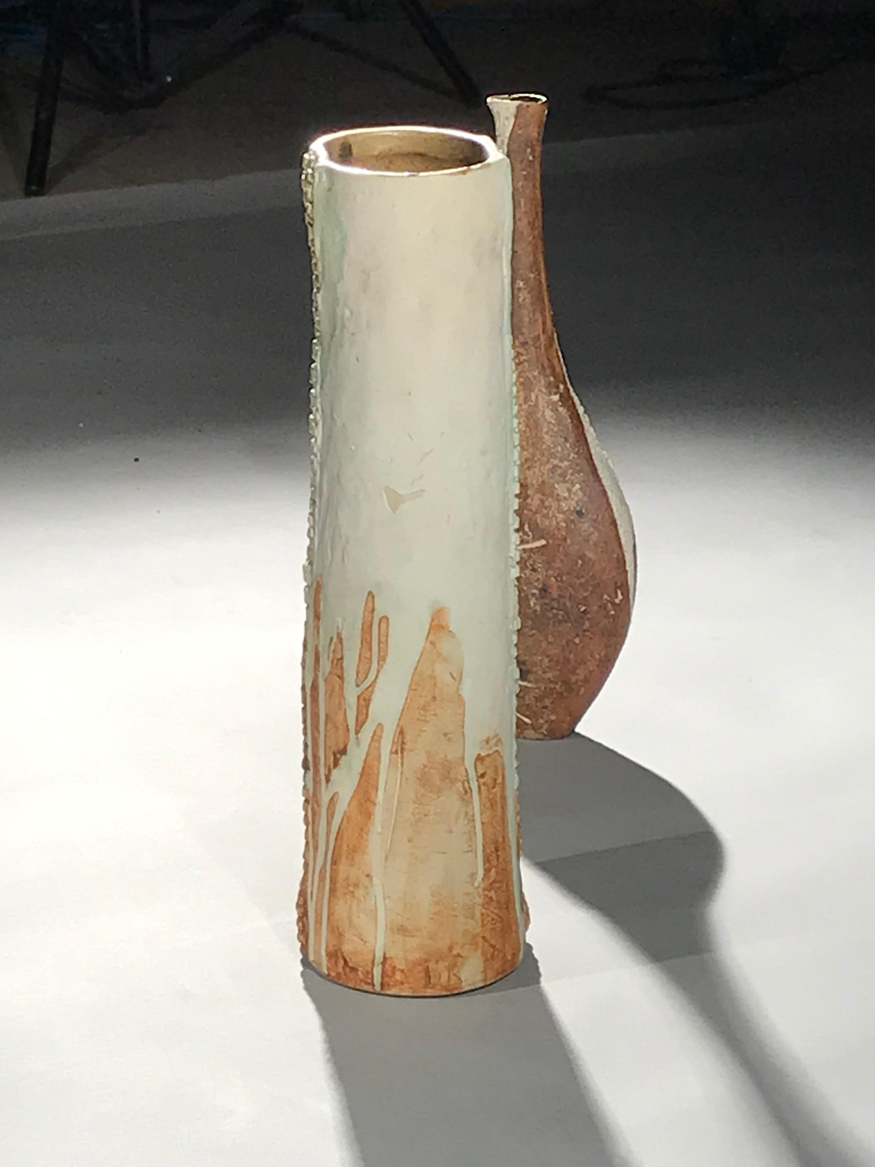 Milieu du XXe siècle Vase en poterie de paysage émaillée blanche marron et bleue Bernard Rook, 1960-1965 en vente