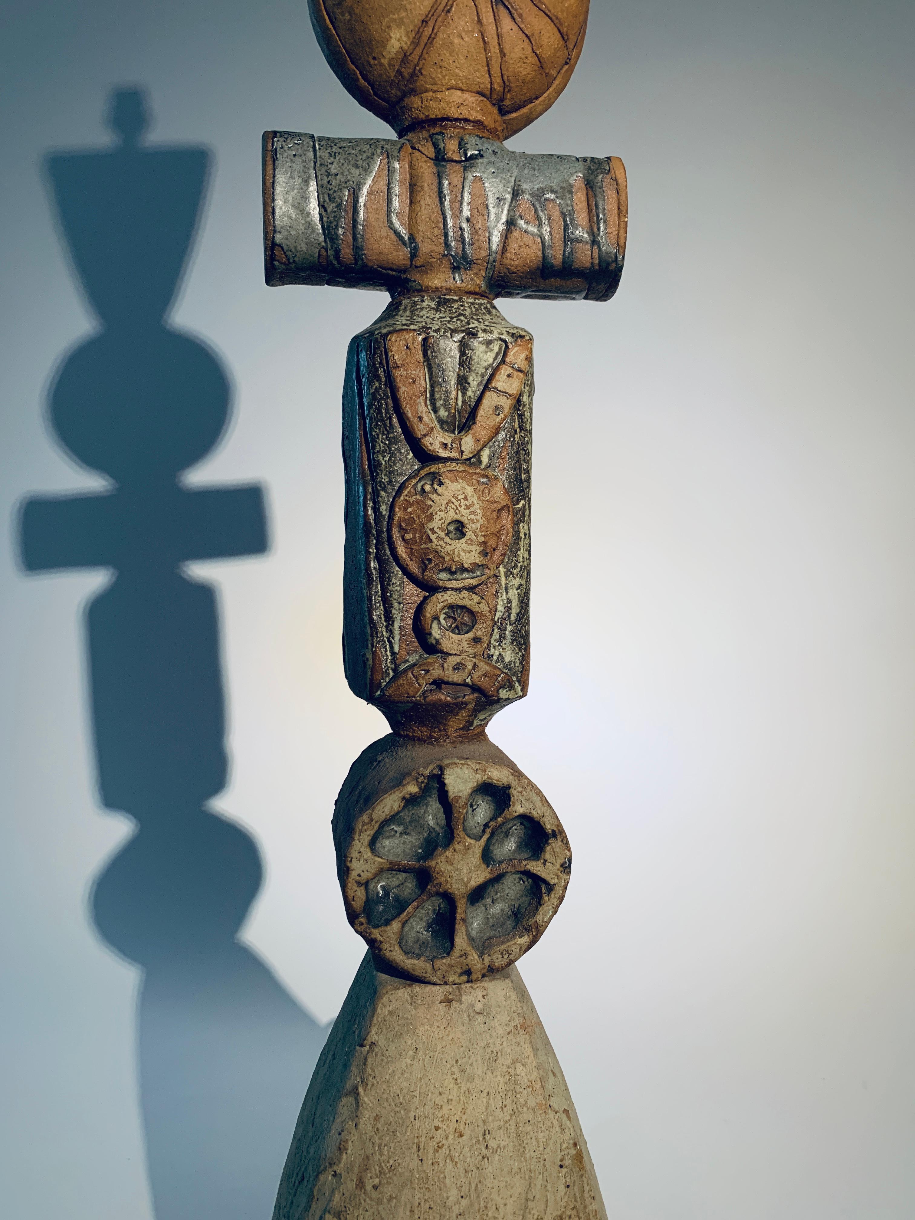 Bernard Rooke, Large Totem Floor lamp In Good Condition For Sale In L’ISLE-SUR-LA-SORGUE, FR