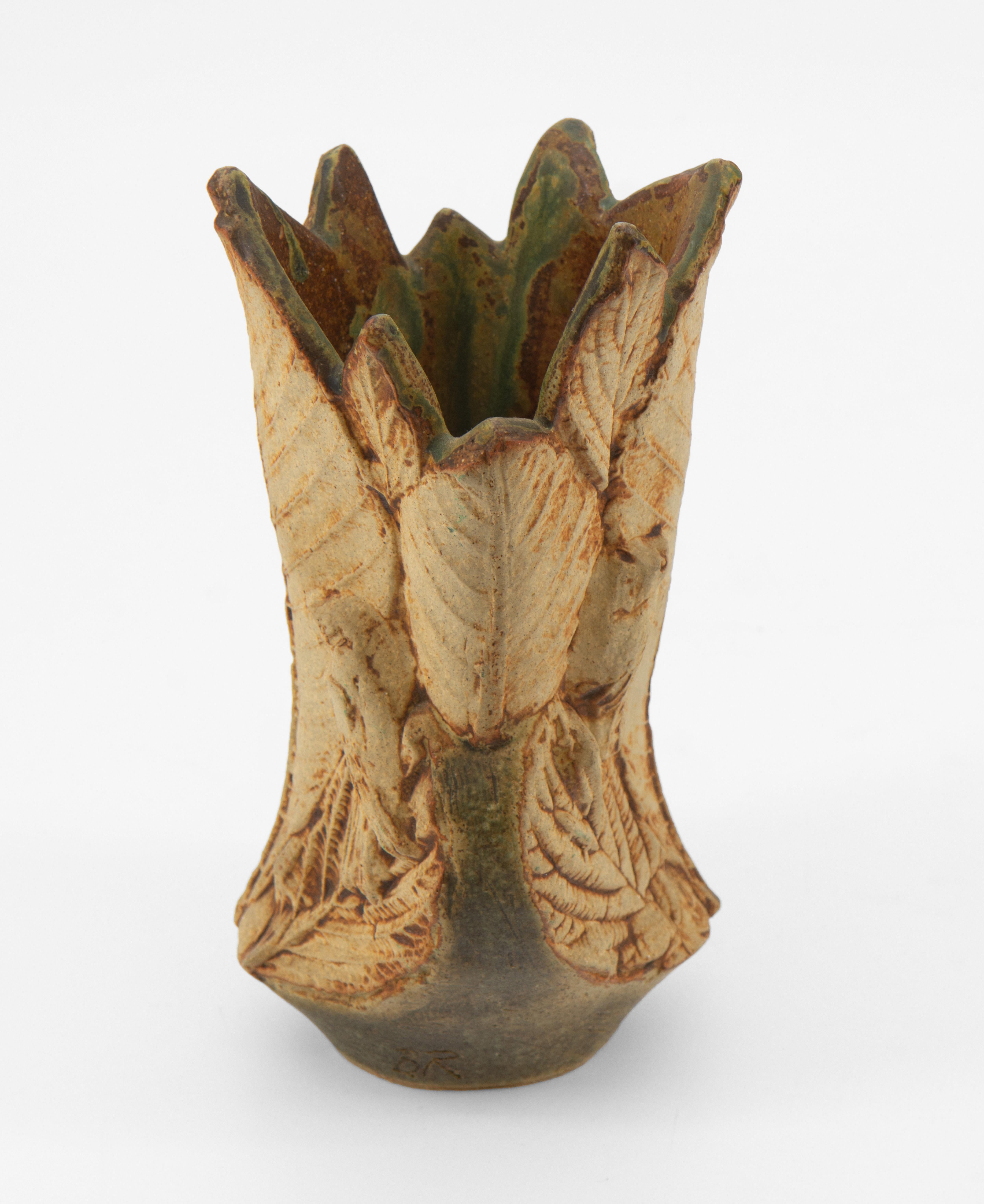 British studio pottery small vase by Bernard Rooke. Featuring leaves and bird decoration. Inscribed BR. Circa 1970.

In very good condition, with no damage. 

Bernard Rooke studied painting and lithography at Ipswich School of Art between 1955 and