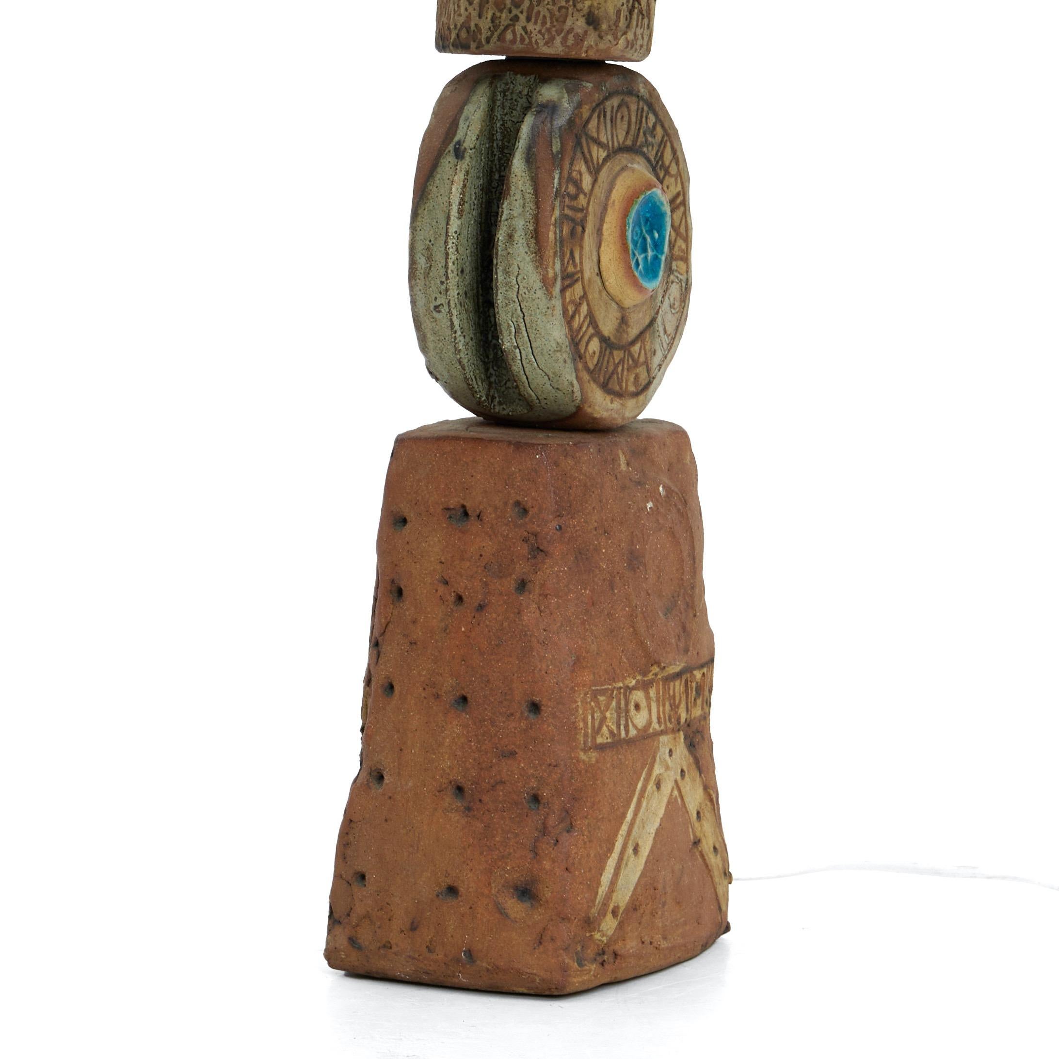Milieu du XXe siècle Lampe de table Totem Bernard Rooke en vente