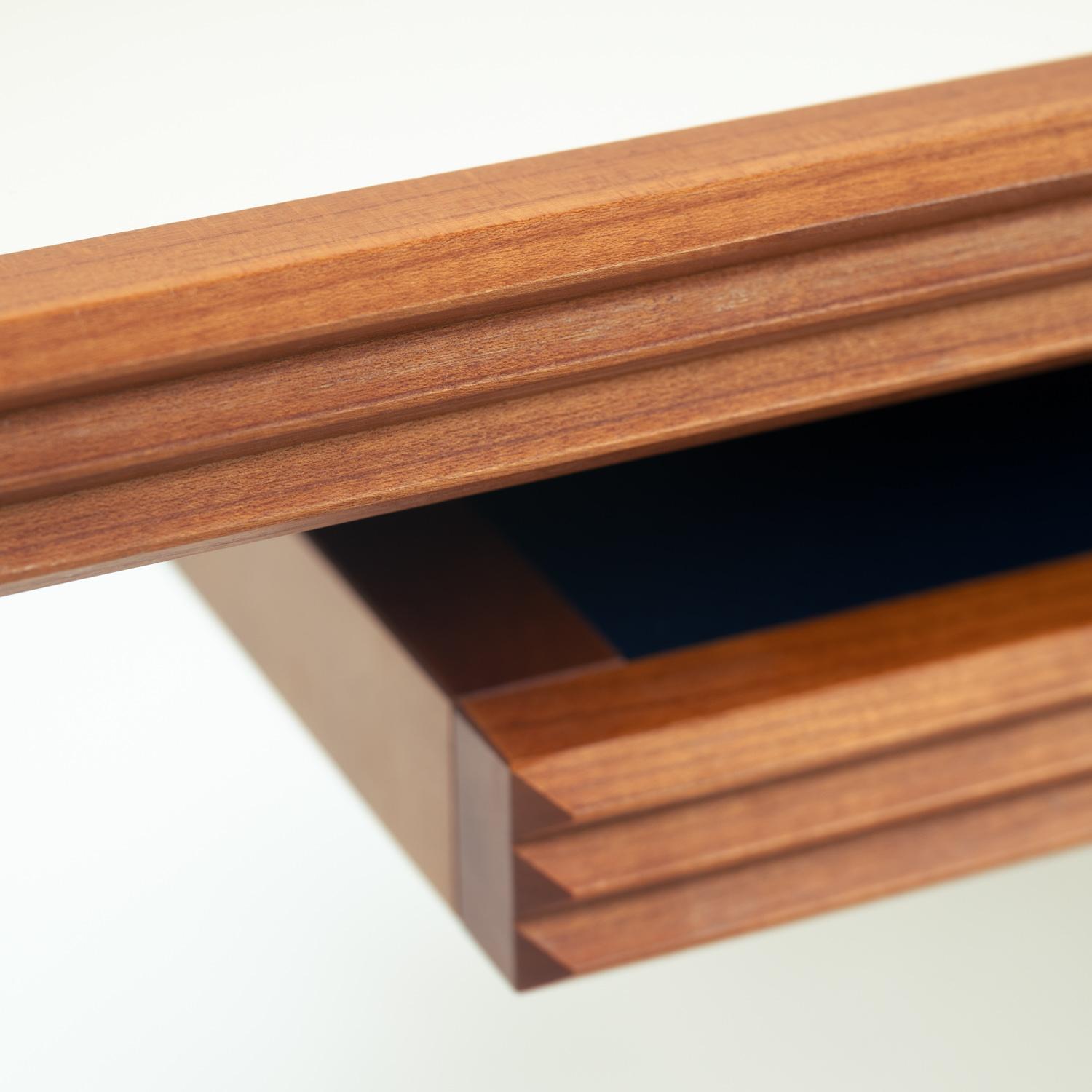 Table basse Bellato de Bernard Vuarnesson avec plateaux réversibles bleu blanc, 1970 en vente 8
