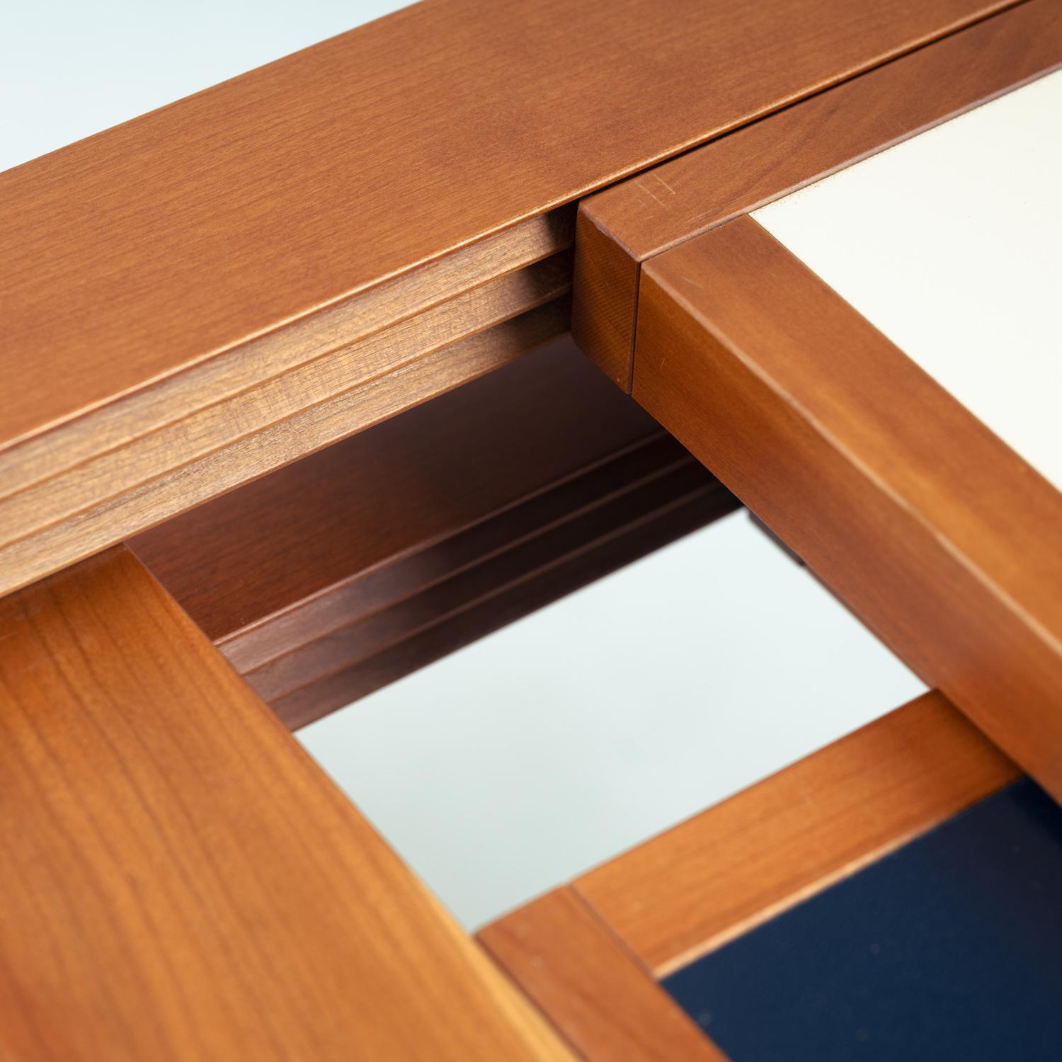 Table basse Bellato de Bernard Vuarnesson avec plateaux réversibles bleu blanc, 1970 en vente 10