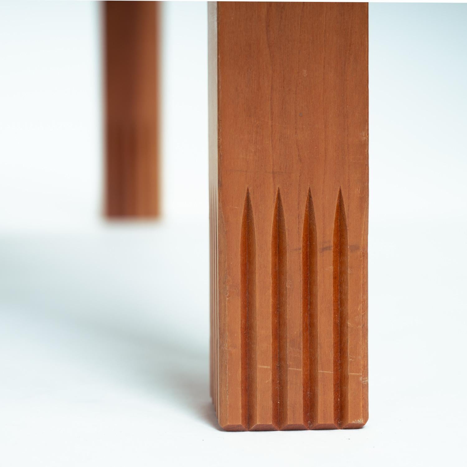 Table basse Bellato de Bernard Vuarnesson avec plateaux réversibles bleu blanc, 1970 en vente 1