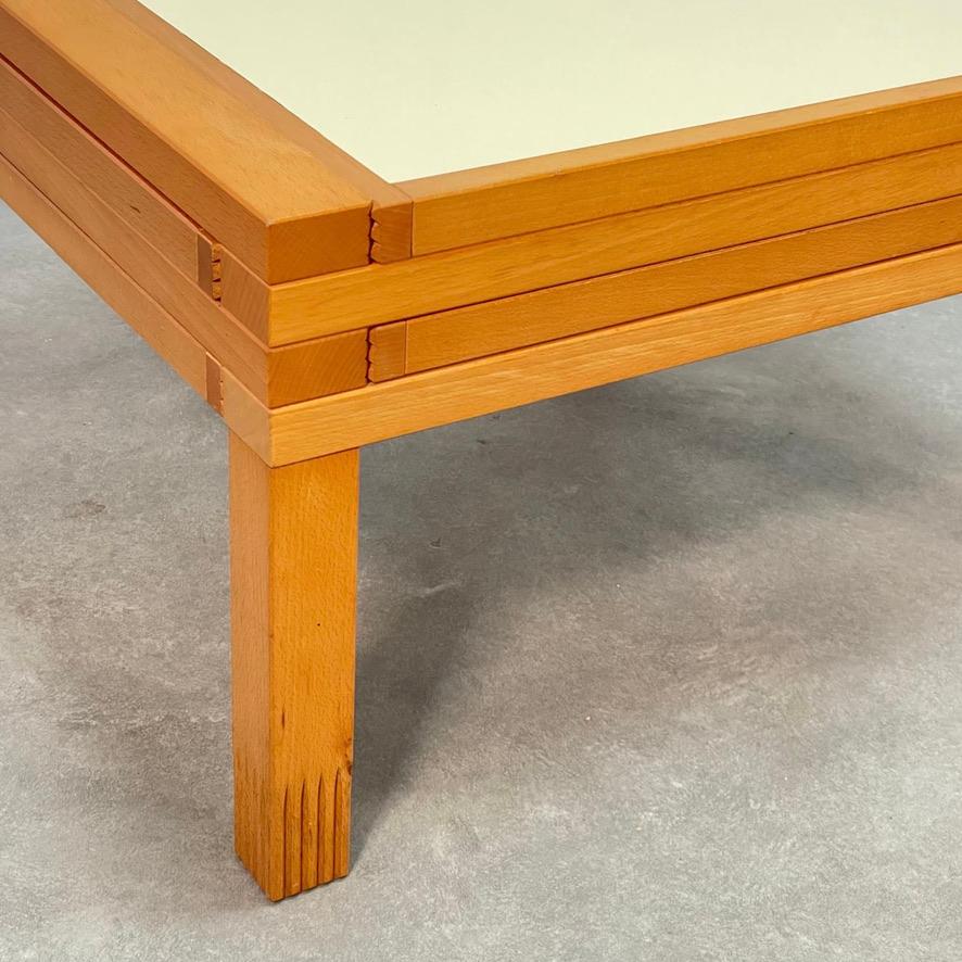Italian Bernard Vuarnesson early PAR4 coffeetable for Bellato Italy, 1970's.