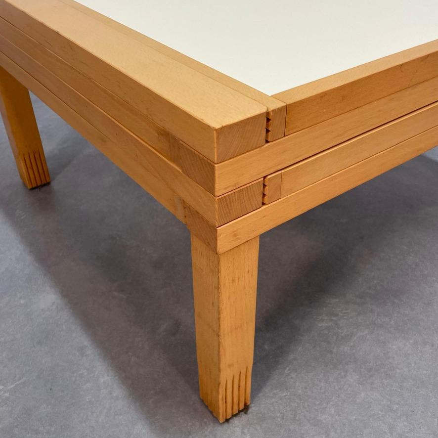 Bernard Vuarnesson early PAR4 coffeetable for Bellato Italy, 1970's. In Good Condition In CASTENRAY, NL