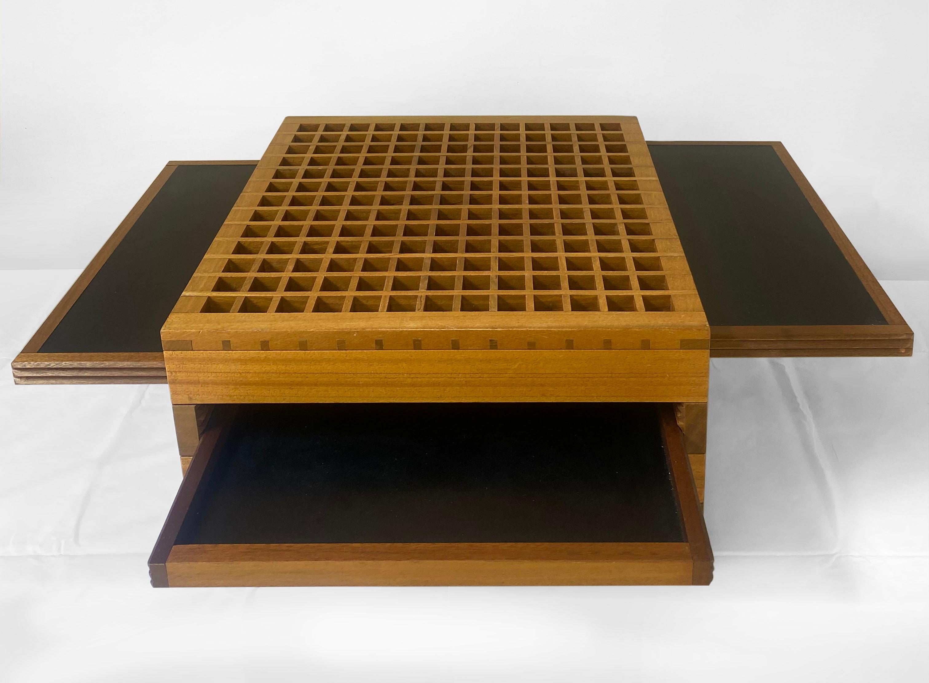 Bernard Vuarnesson Tetra table  For Sale 1