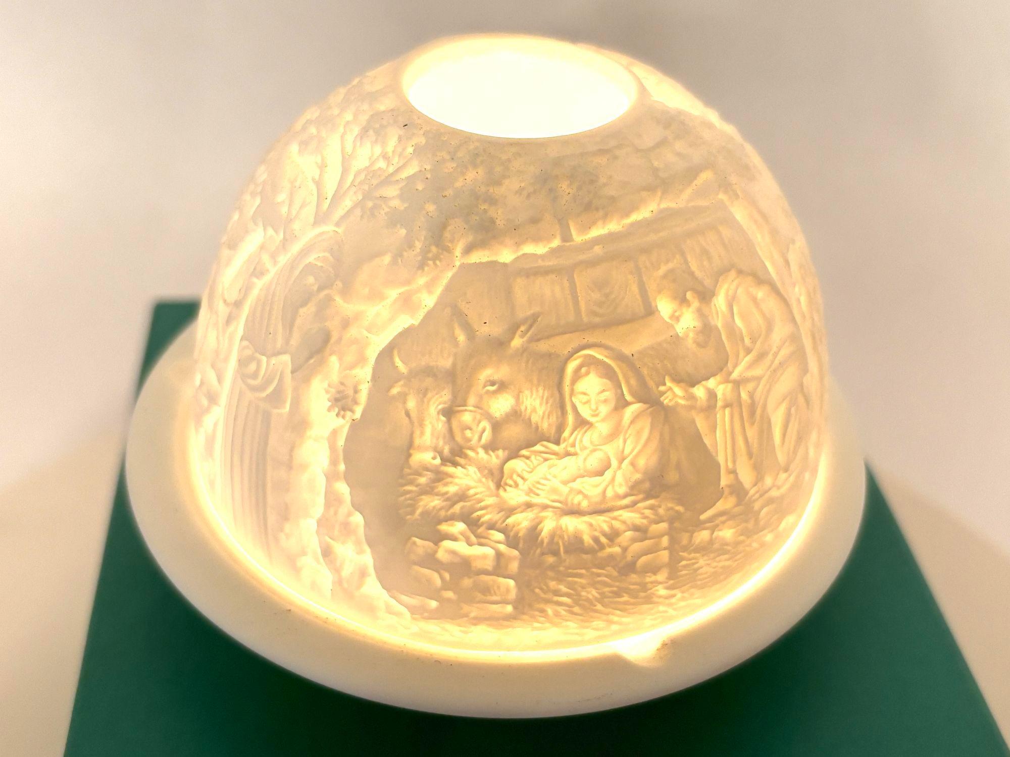 Neoclassico Bernardaud Candela votiva in lithophane di Bernardaud in vendita
