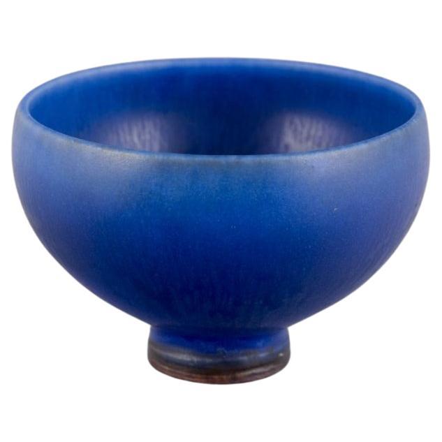 Berndt Friberg (1899-1981) for Gustavsberg Studio. Miniature bowl in blue glaze