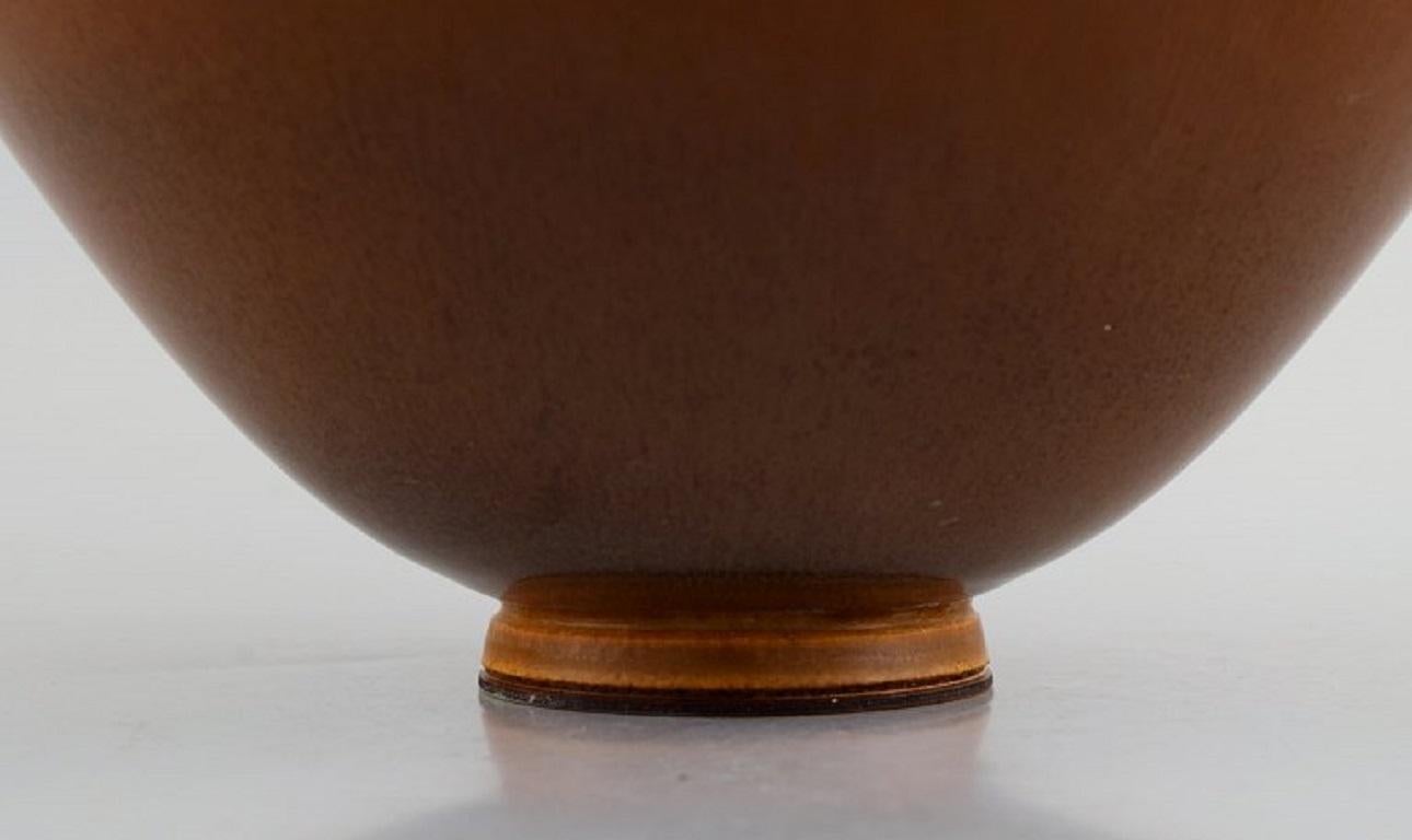 Berndt Friberg '1899-1981' for Gustavsberg Studio, Bowl in Glazed Ceramics In Excellent Condition For Sale In Copenhagen, DK