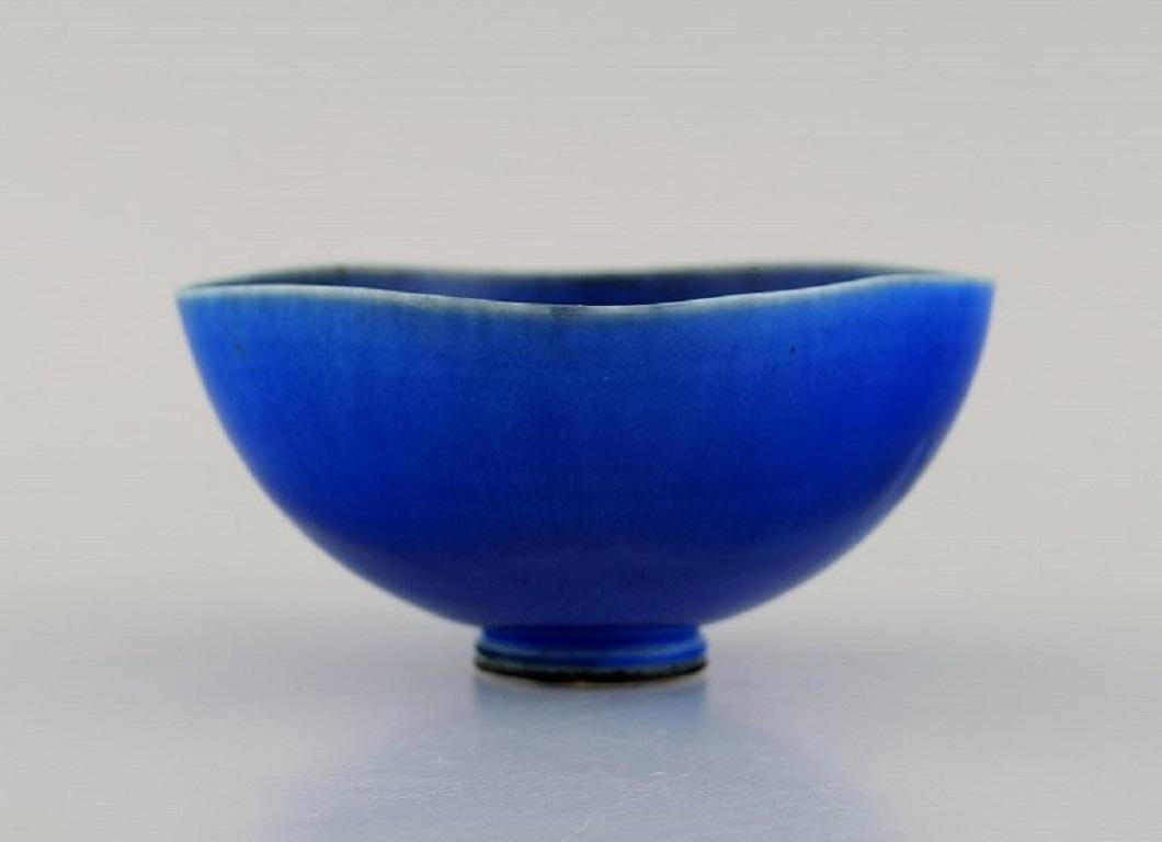 Scandinavian Modern Berndt Friberg for Gustavsberg Studiohand, Bowl on Foot, 1960s