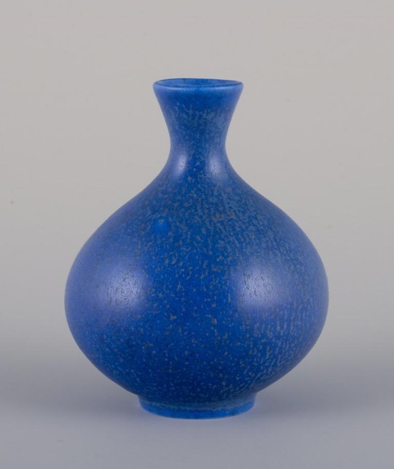 Swedish Berndt Friberg (1899-1981) for Gustavsberg, Sweden. Ceramic vase with blue glaze For Sale