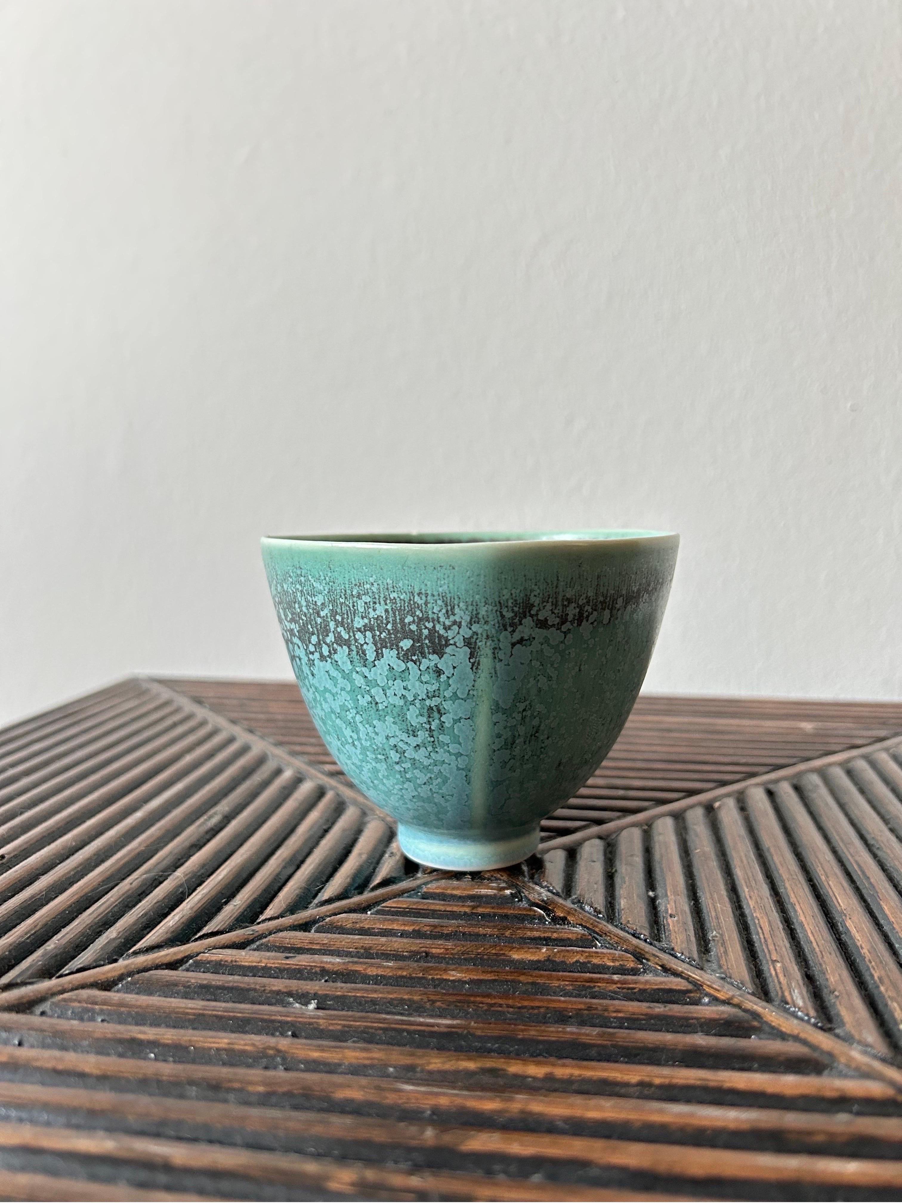 Scandinavian Modern Berndt Friberg Ceramic Bowl Selecta Series Number 1 For Sale