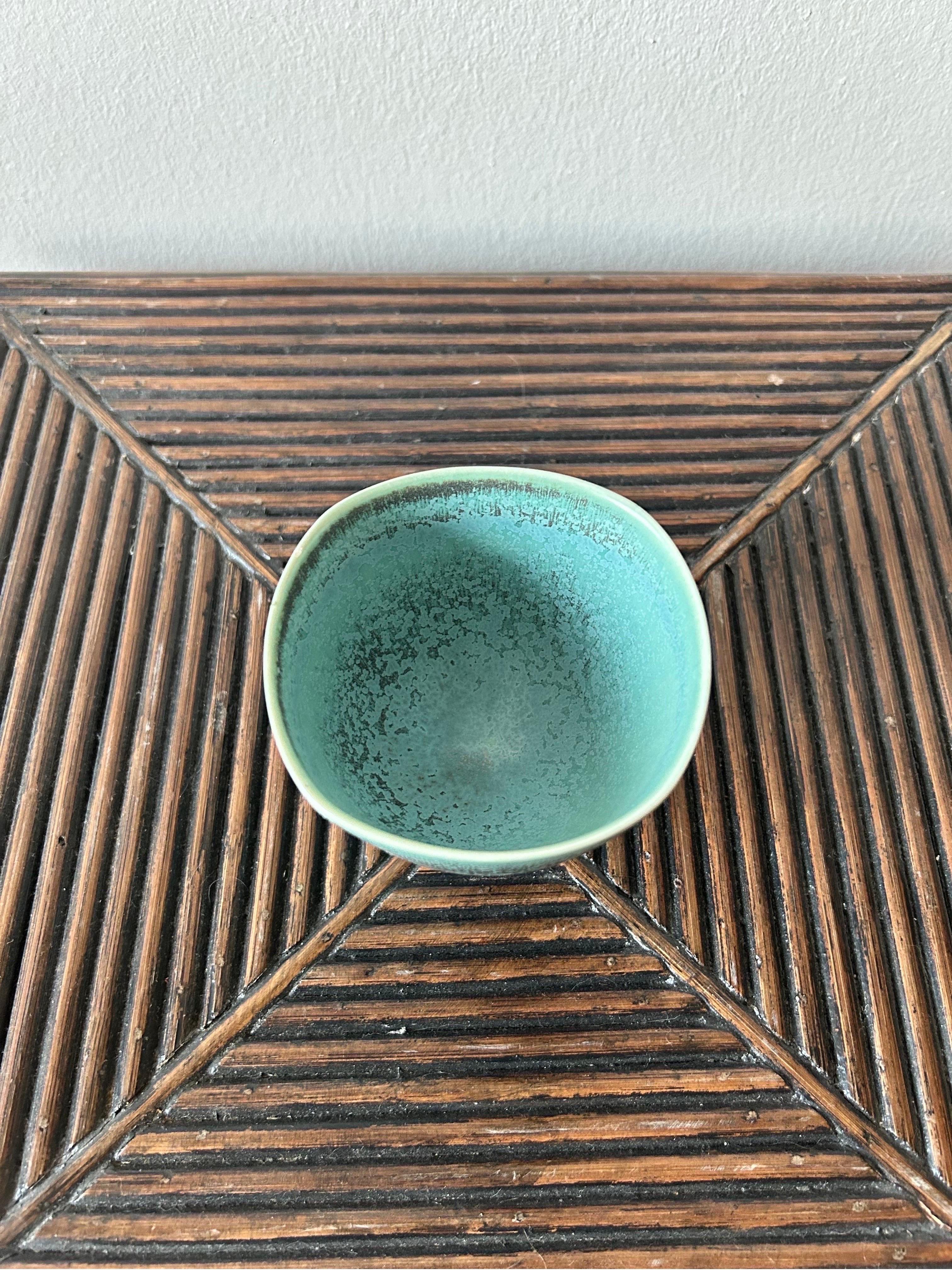 Glazed Berndt Friberg Ceramic Bowl Selecta Series Number 1 For Sale