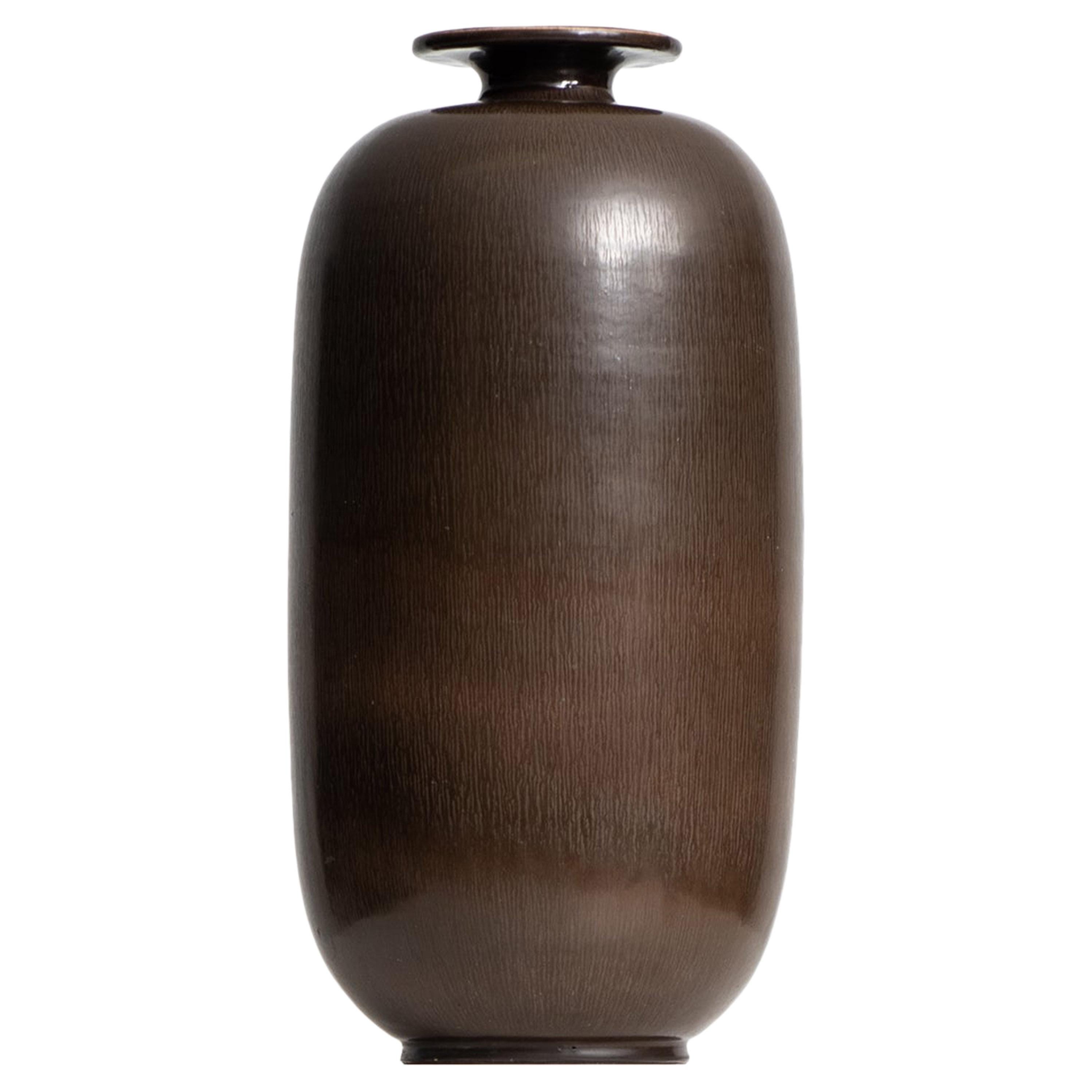 Vase en céramique Berndt Friberg produit par Gustavsberg en Suède