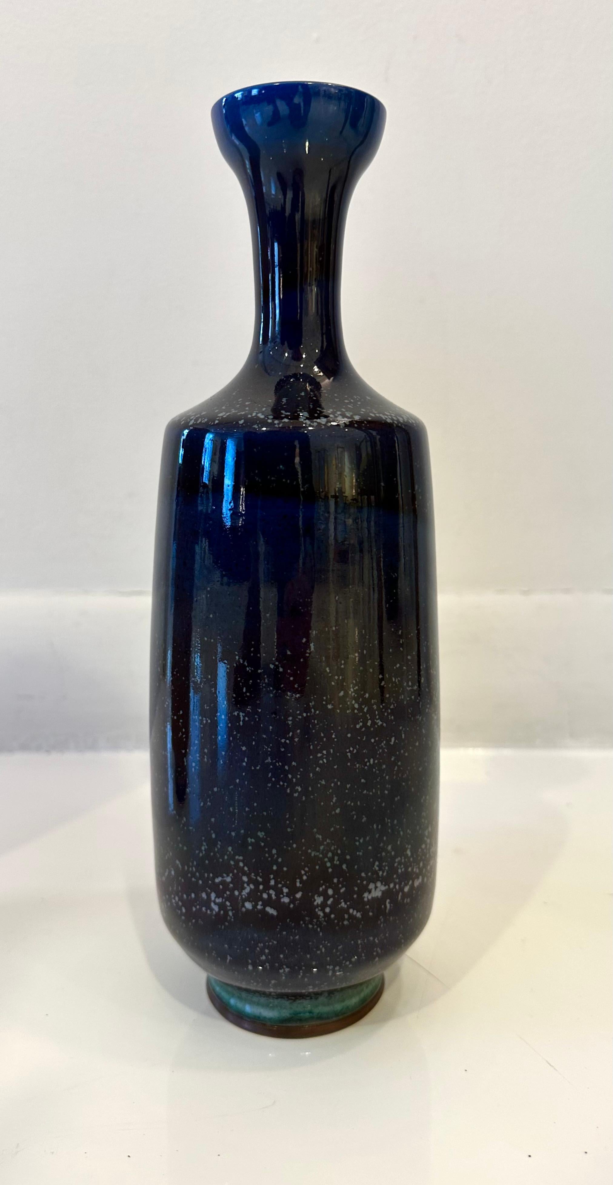 Mid-Century Modern Berndt Friberg, Cobalt-Glazed Studio Vase For Sale