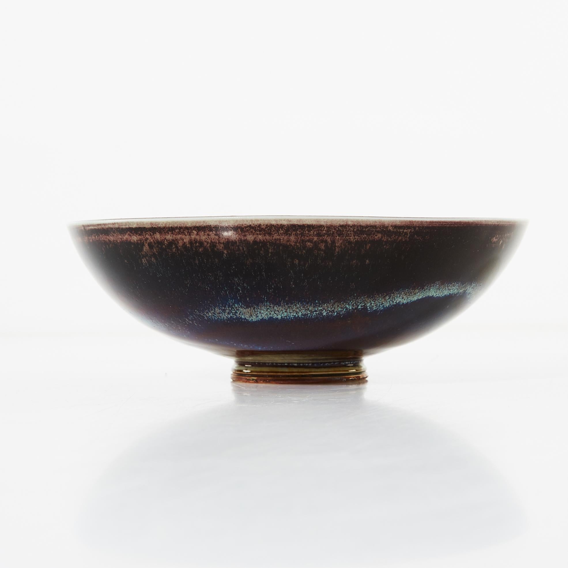 Mid-20th Century Berndt Friberg for Gustavsberg, Modern Swedish Ceramic Bowl, 1950's For Sale