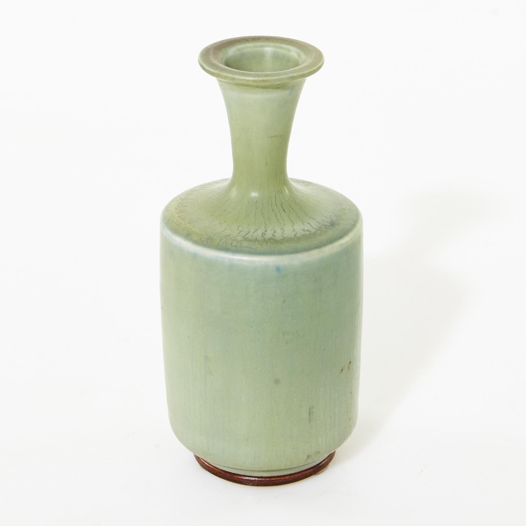 Berndt Friberg for Gustavsberg, Modern Swedish Ceramic Vase 1974 In Good Condition For Sale In Paris, FR