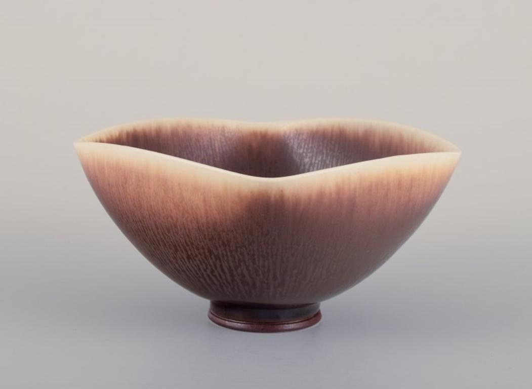 Scandinavian Modern Berndt Friberg for Gustavsberg Studio. Ceramic bowl with brown-toned glaze. For Sale