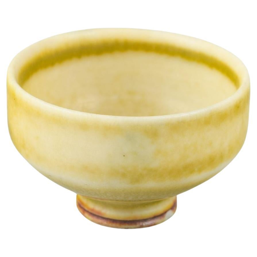 Berndt Friberg para el Estudio Gustavsberg. Cuenco de gres en miniatura, años 50/60 en venta