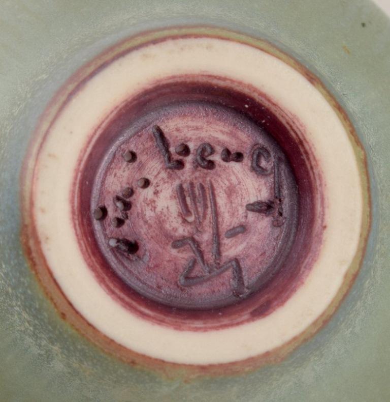 20ième siècle Berndt Friberg pour Gustavsberg Studio. Vase miniature en céramique émaillée en vente