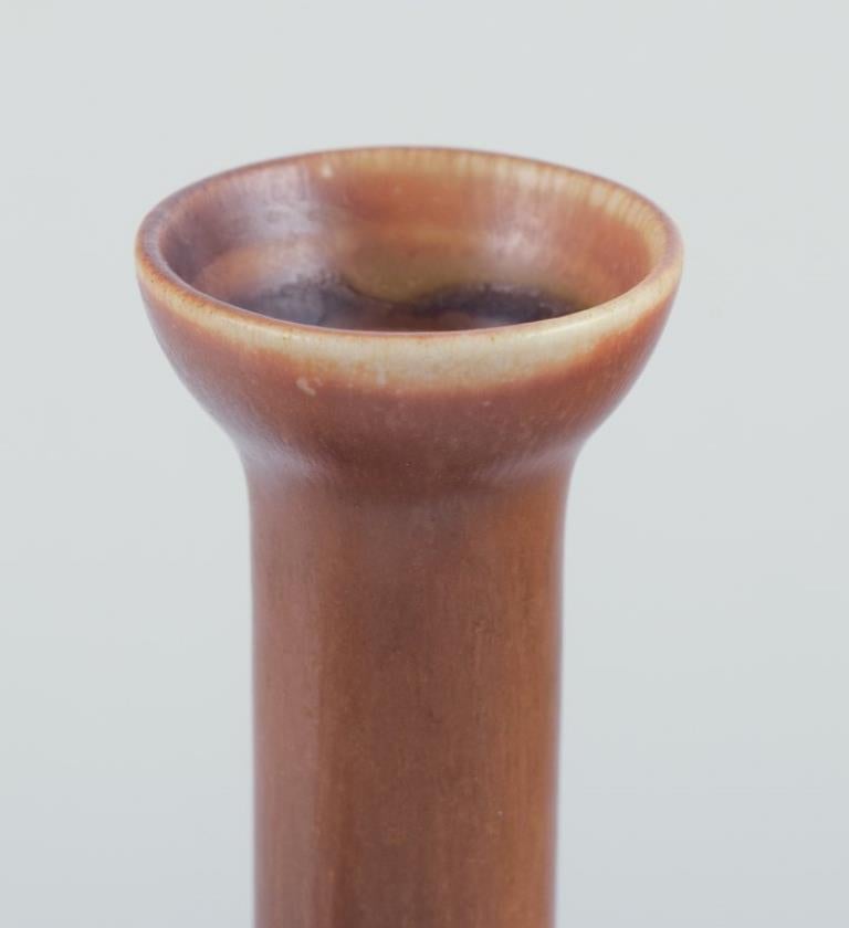 Smaltato Berndt Friberg per lo Studio A. Gustavsberg. Brocca in ceramica con manico. in vendita