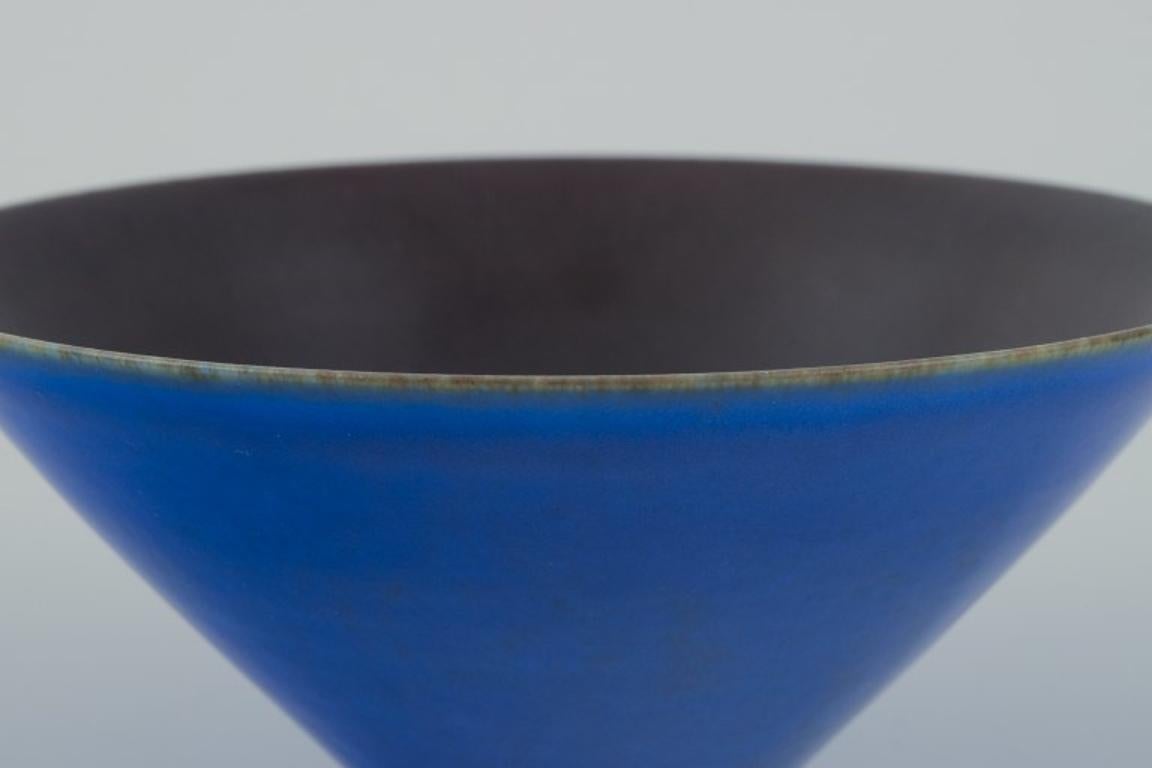 Swedish Berndt Friberg for Gustavsberg. Unique ceramic bowl. Hare's fur glaze. For Sale