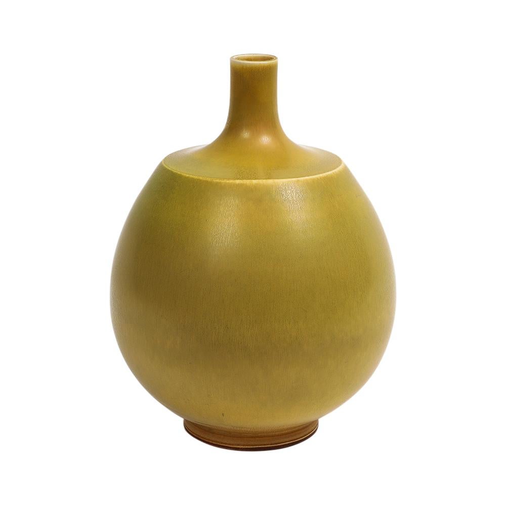 Vaso di Berndt Friberg per Gustavsberg, Gres, Giallo, Firmato in vendita 2