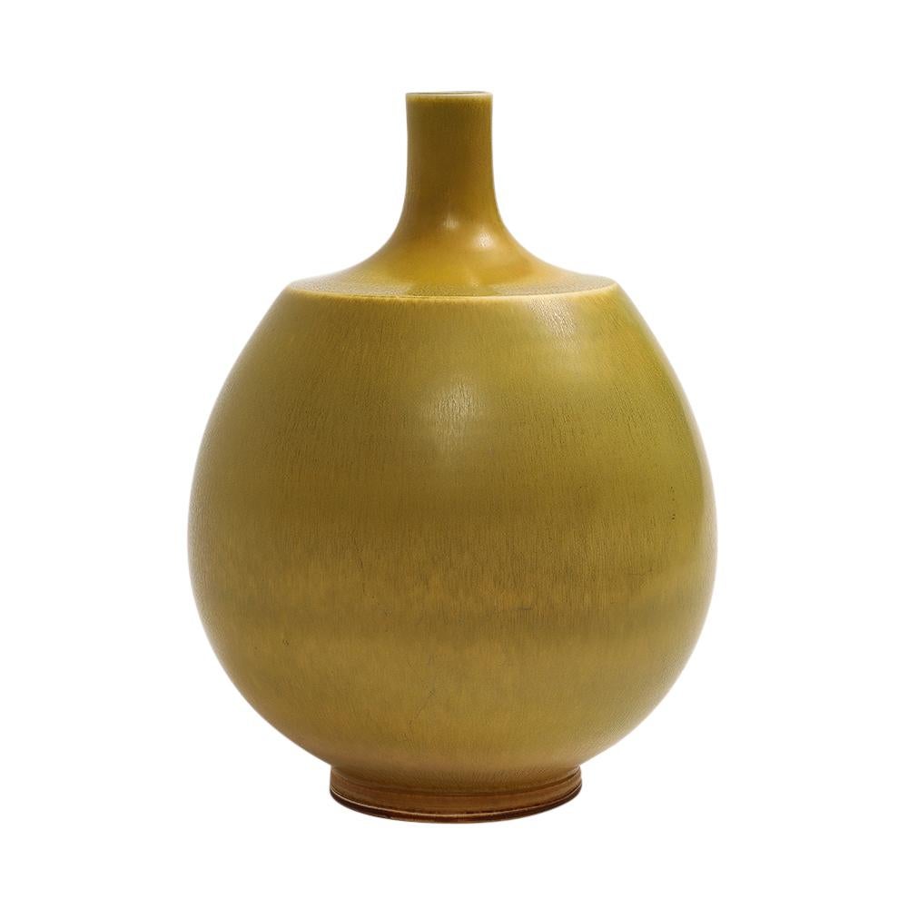 Mid-Century moderno Vaso di Berndt Friberg per Gustavsberg, Gres, Giallo, Firmato in vendita